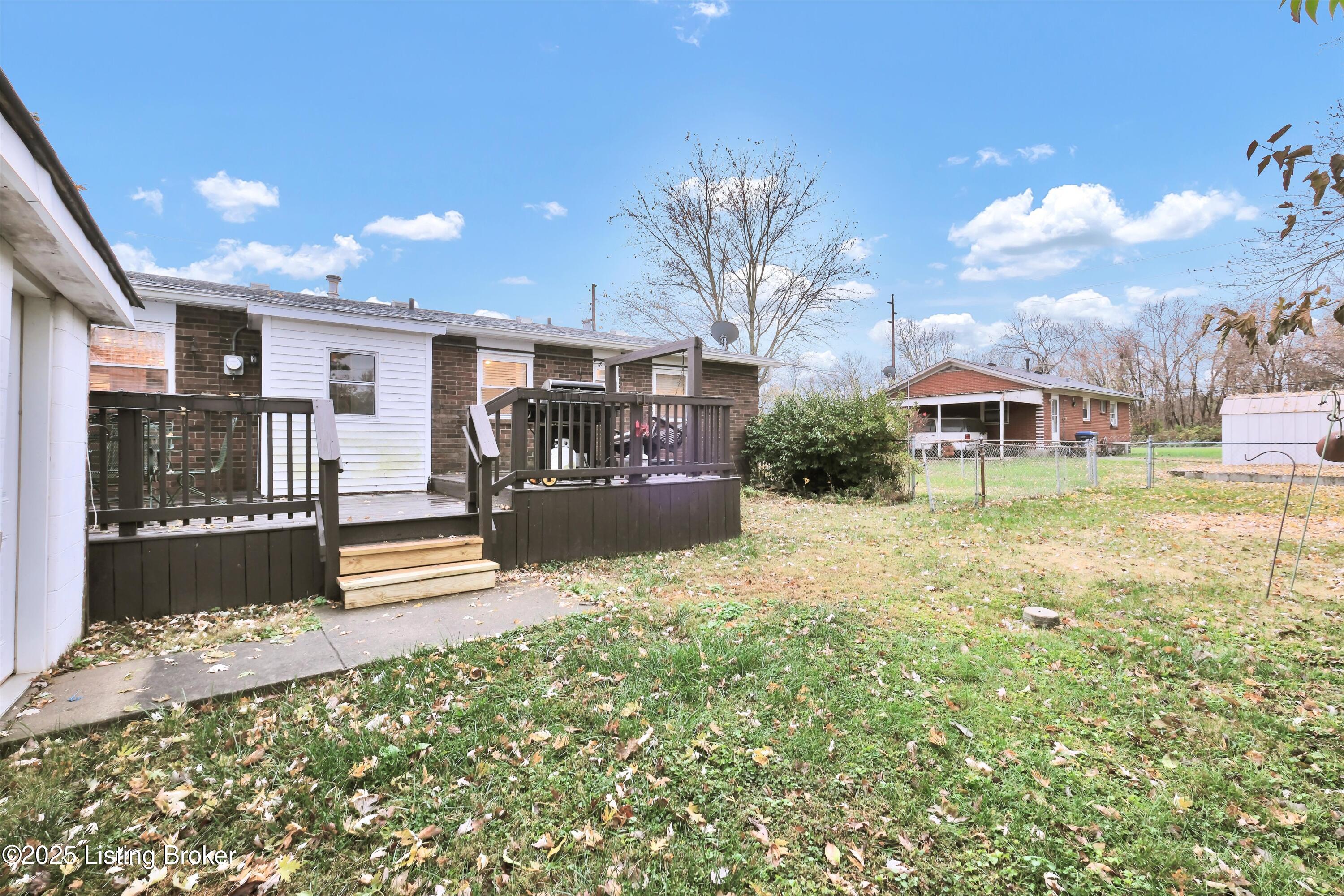 7509 Sherrard Dr