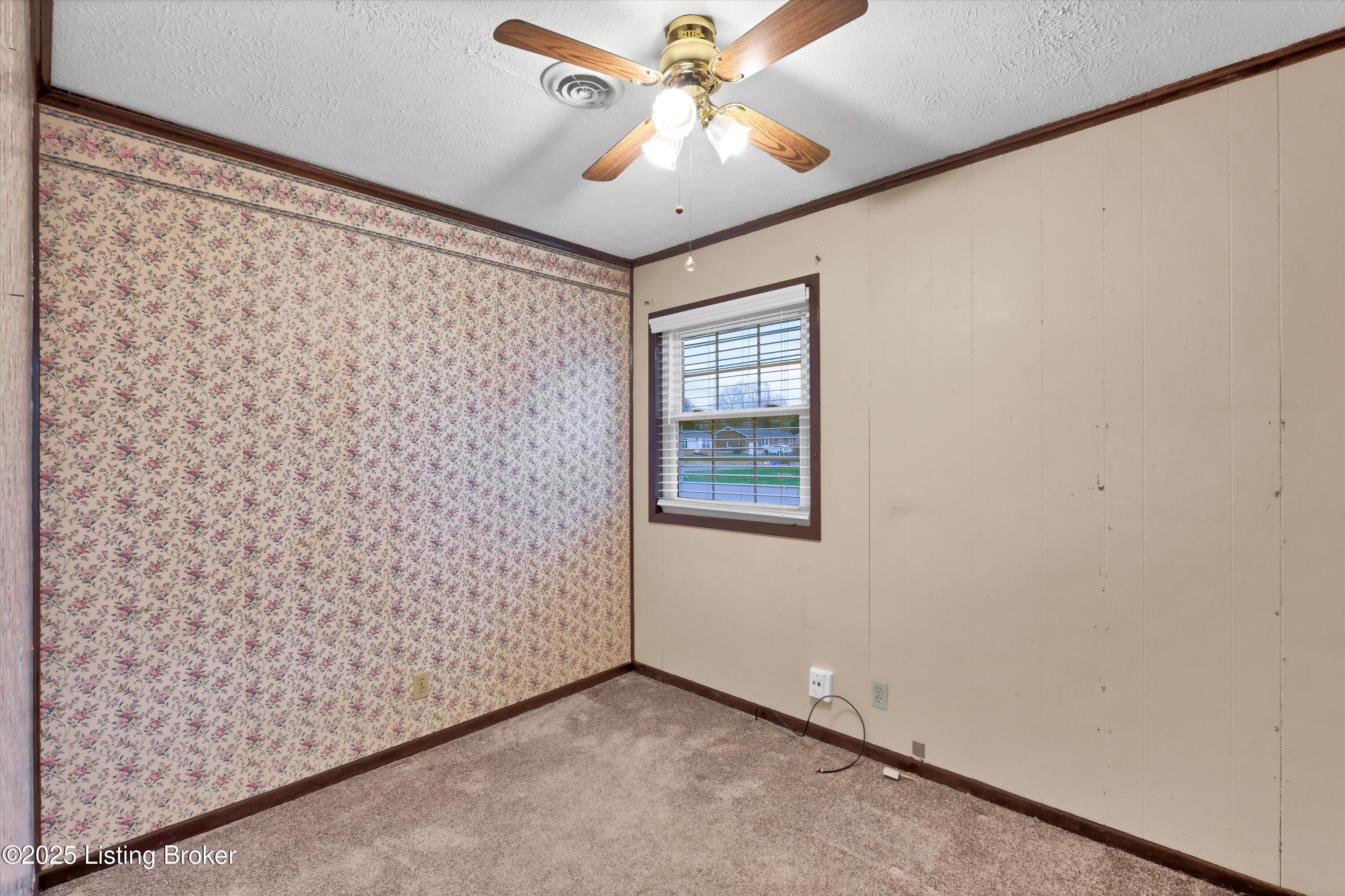 7509 Sherrard Dr