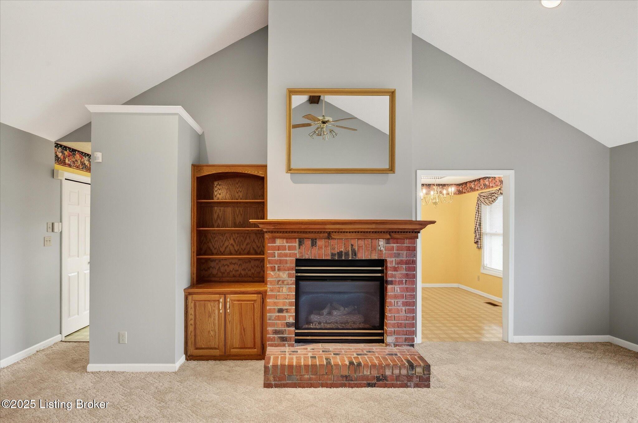 213 Winding Way