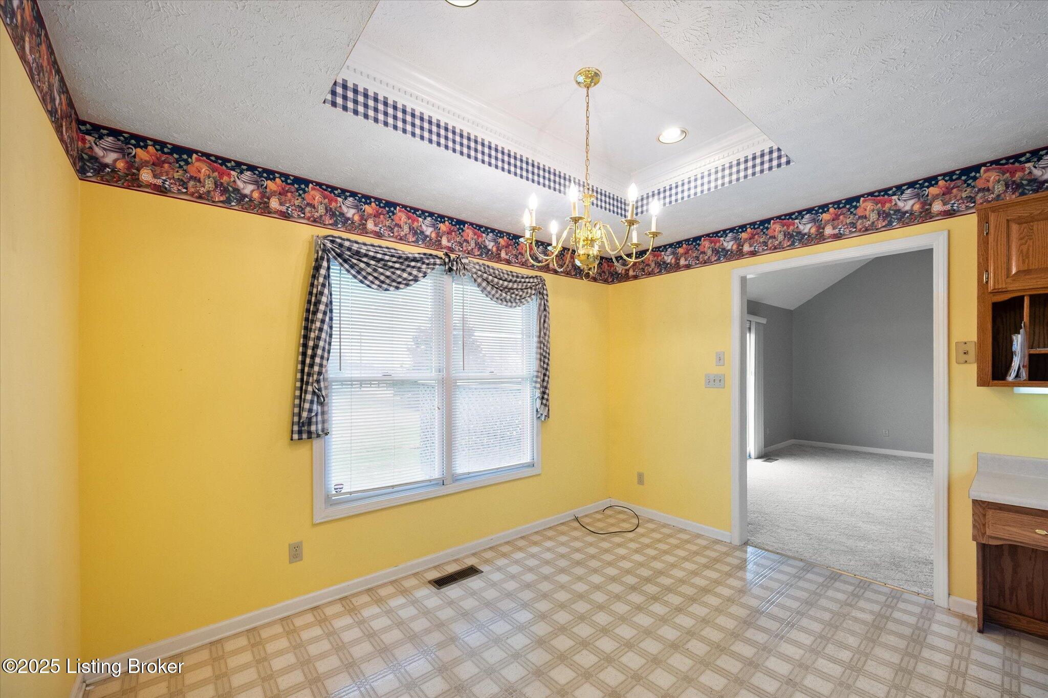 213 Winding Way