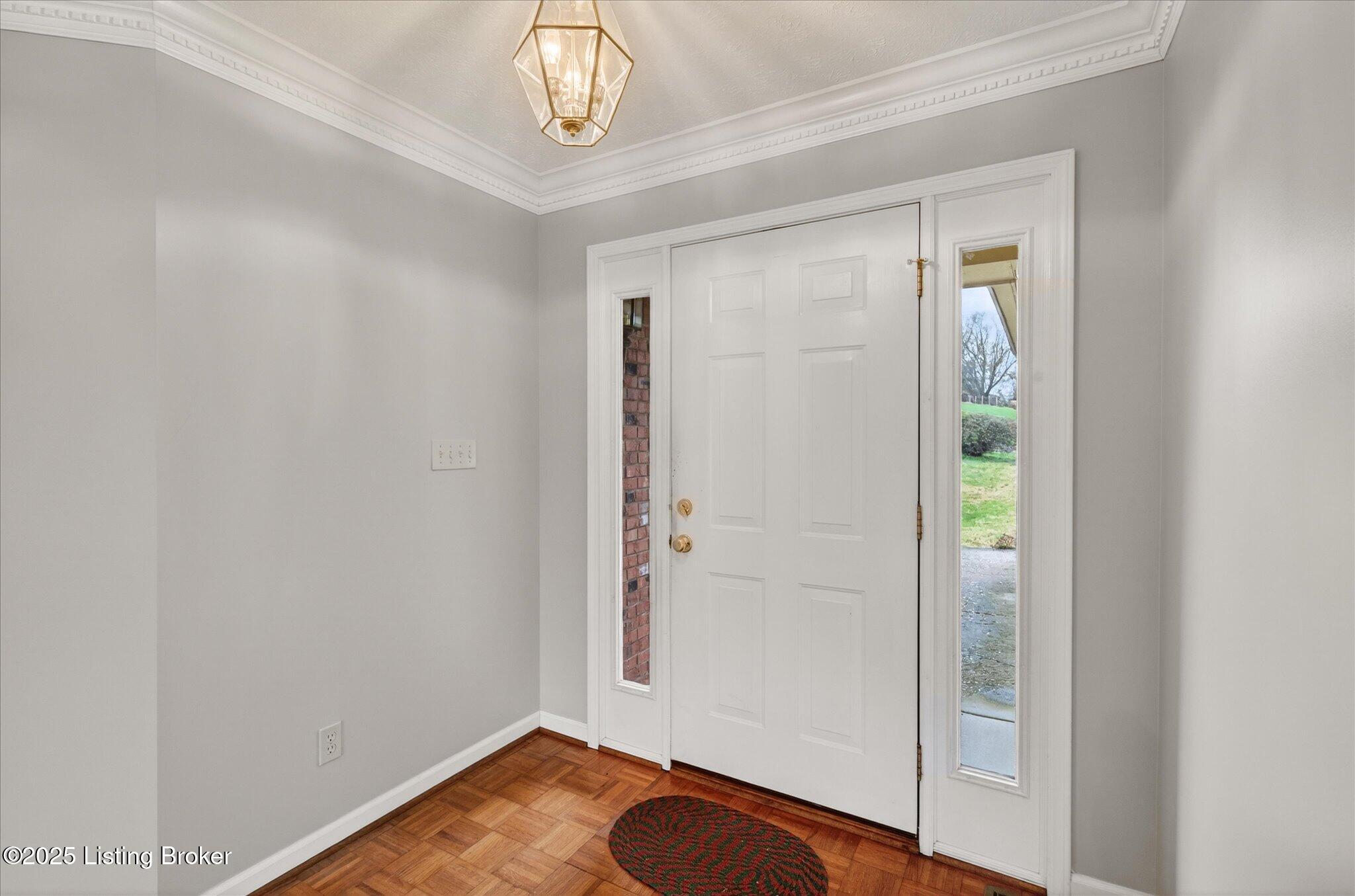 213 Winding Way