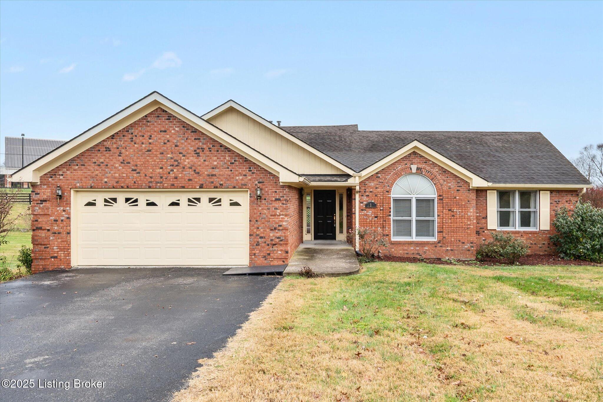 213 Winding Way