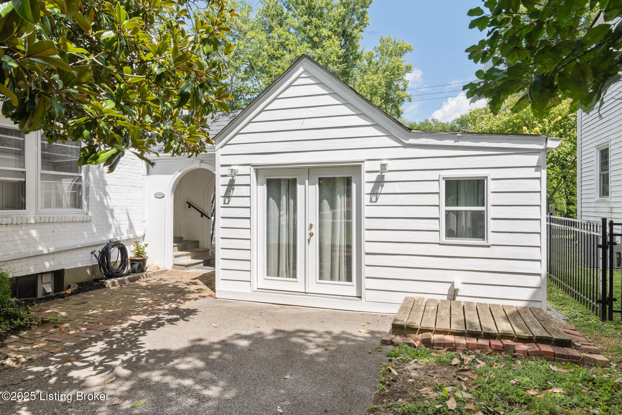415 Oread Rd