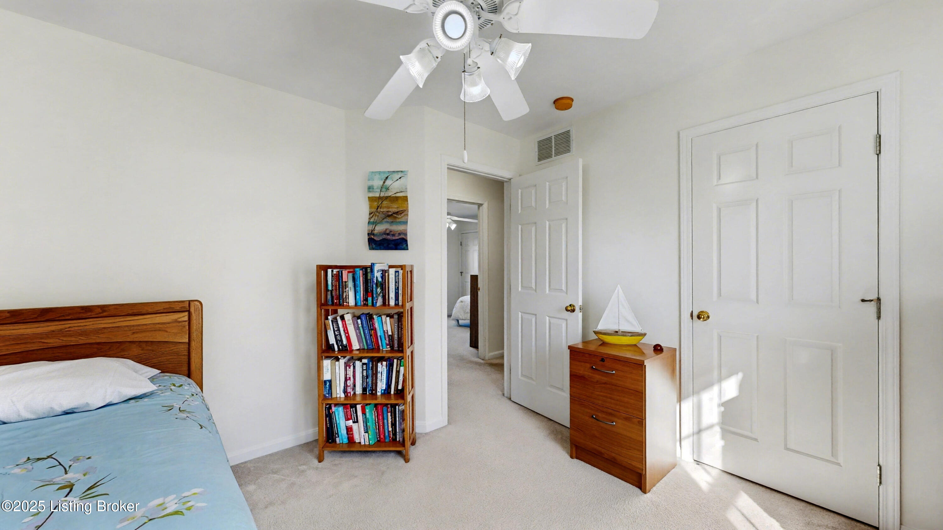 10906 Lake Vista Ct
