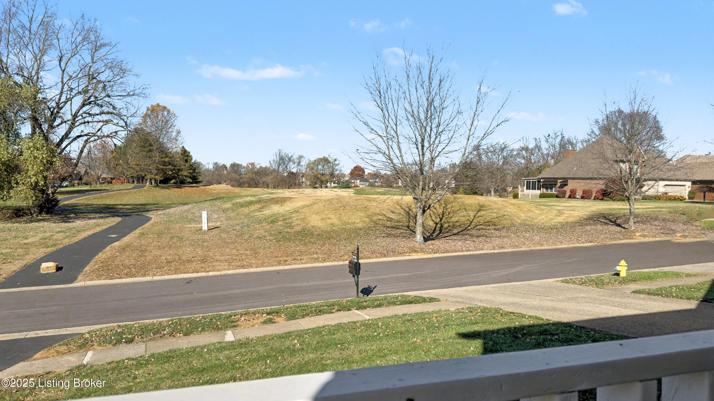 10906 Lake Vista Ct