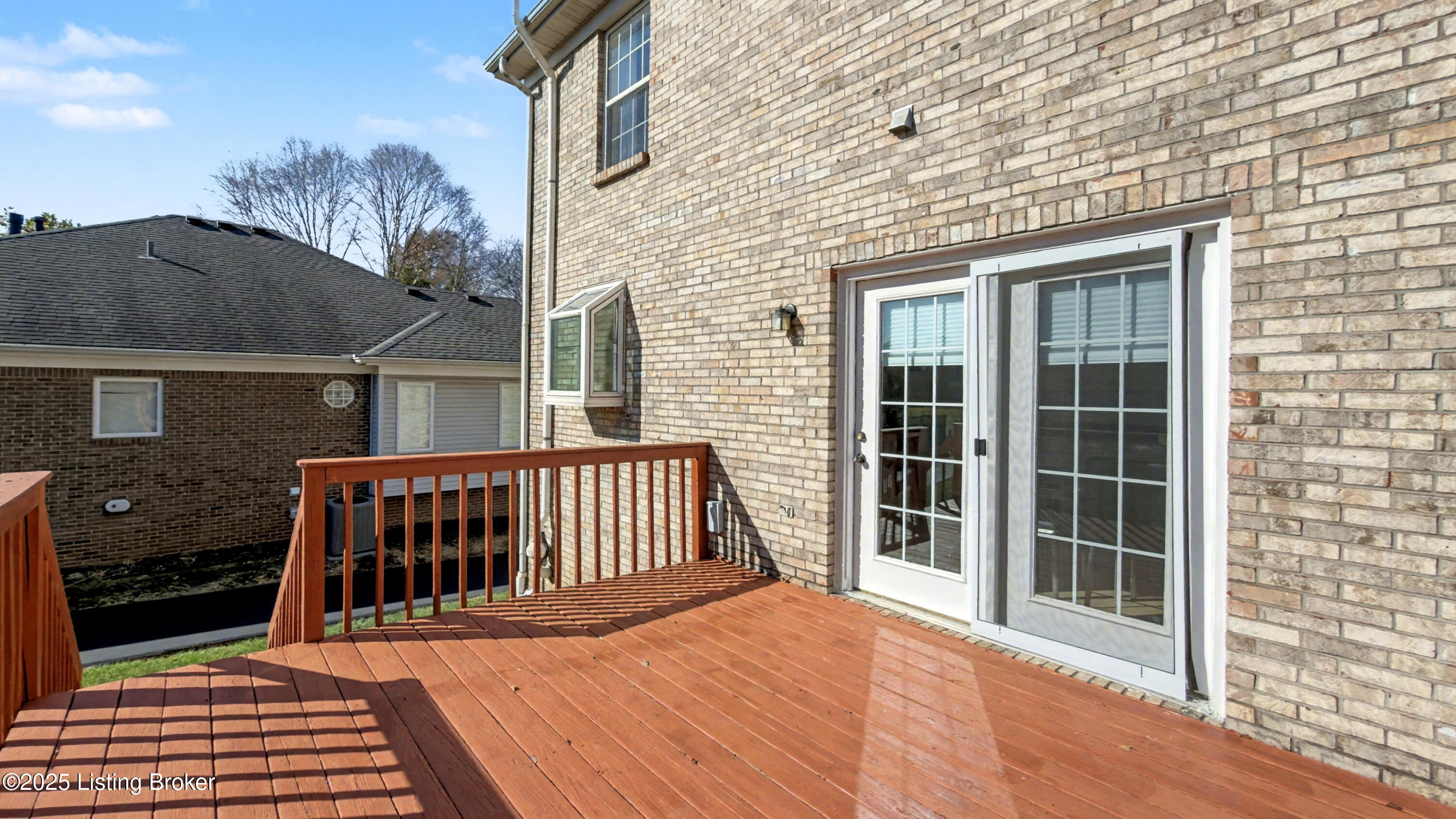 10906 Lake Vista Ct