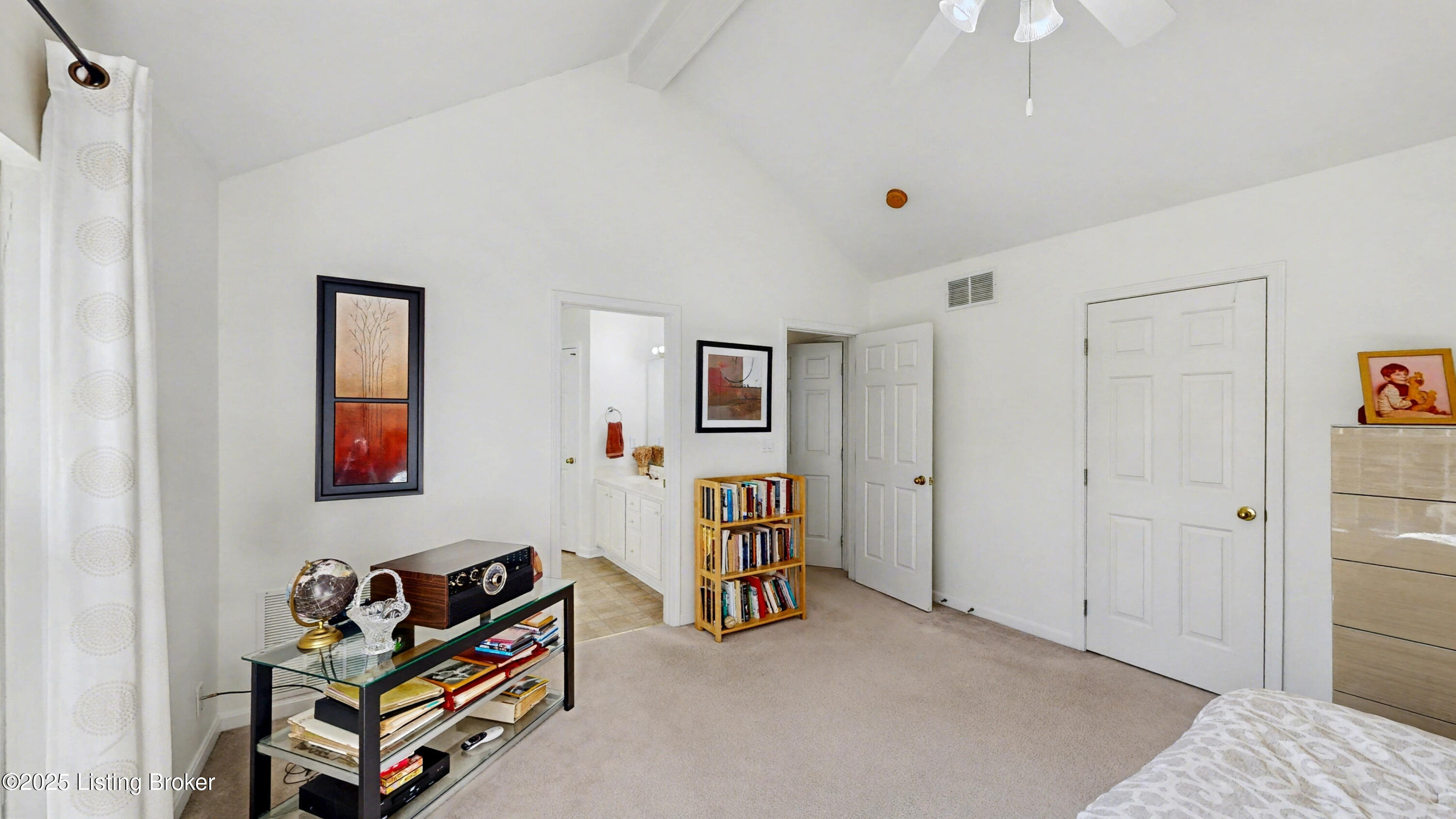 10906 Lake Vista Ct
