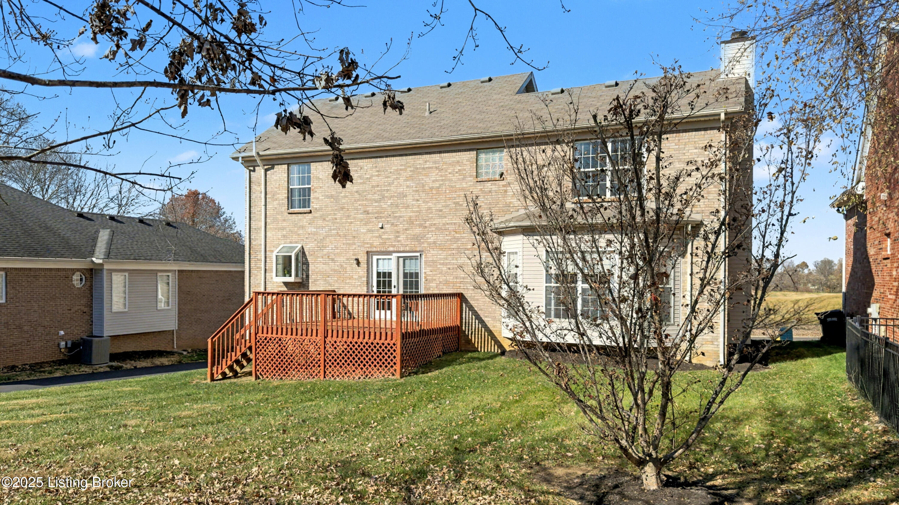 10906 Lake Vista Ct
