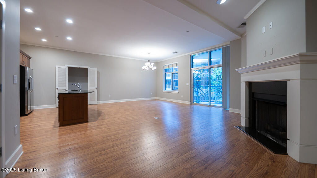 324 E Main St 229