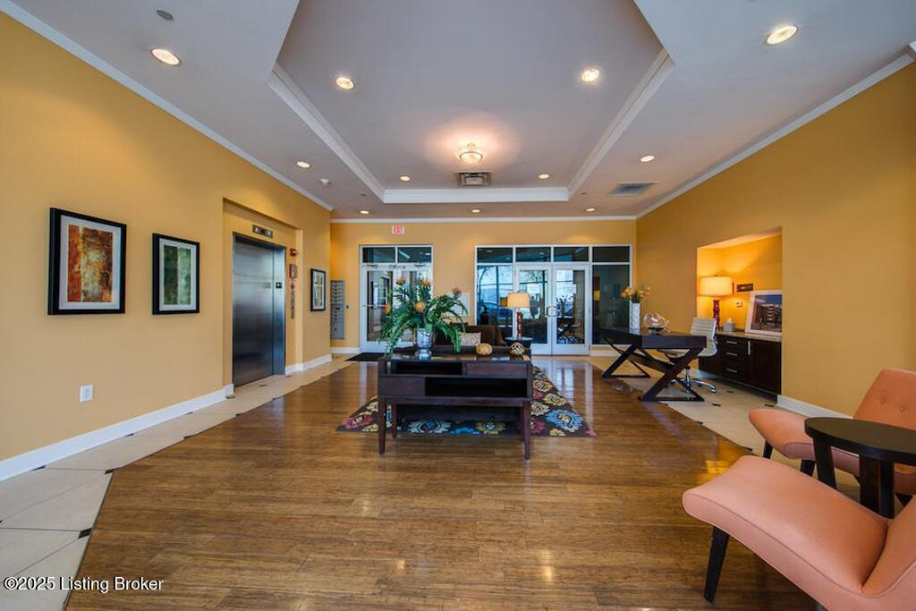 324 E Main St 229