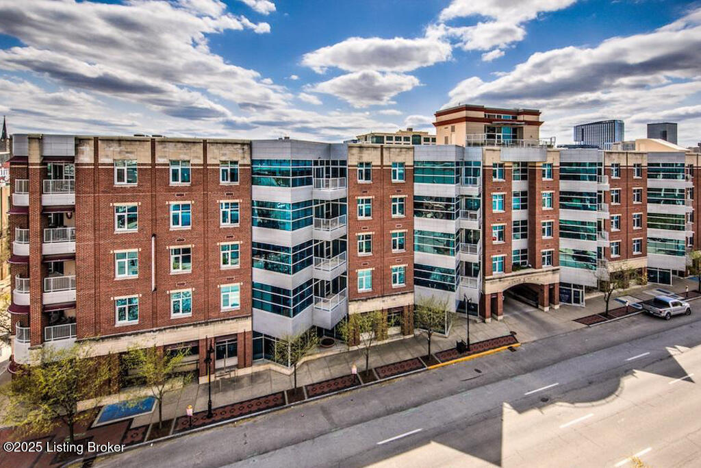 324 E Main St 229