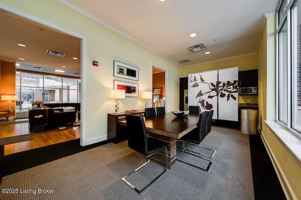 324 E Main St 229