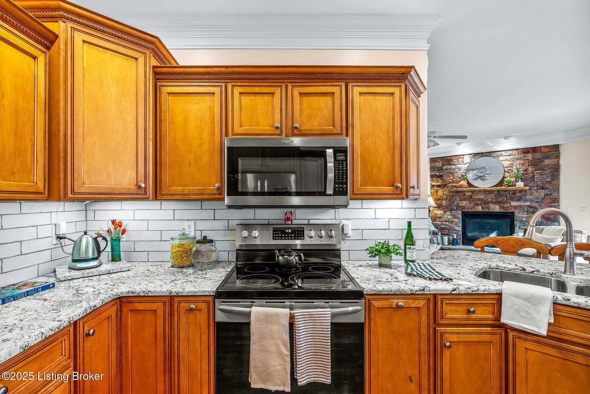 5101 Clare Cove