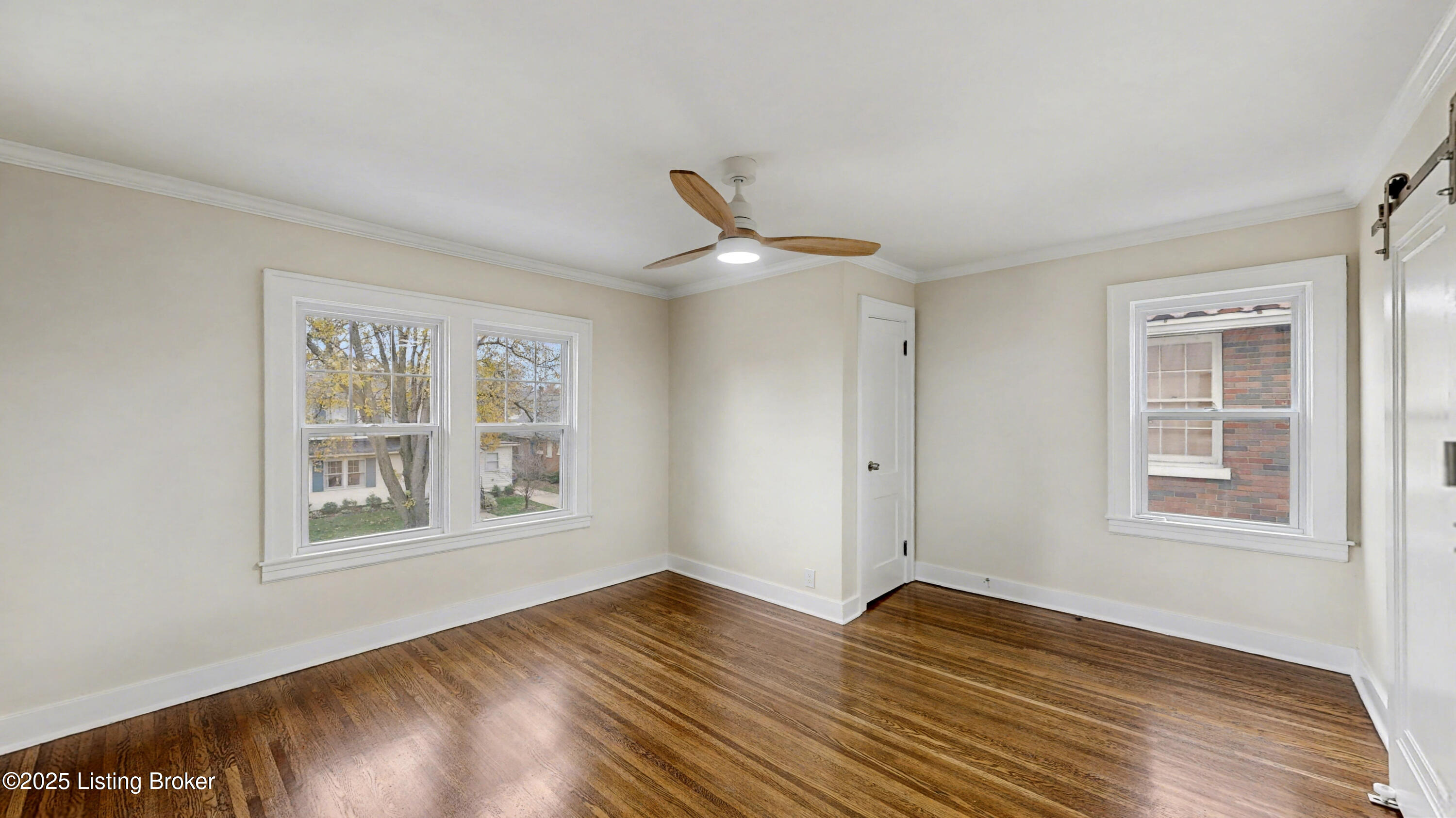 2221 Lowell Ave