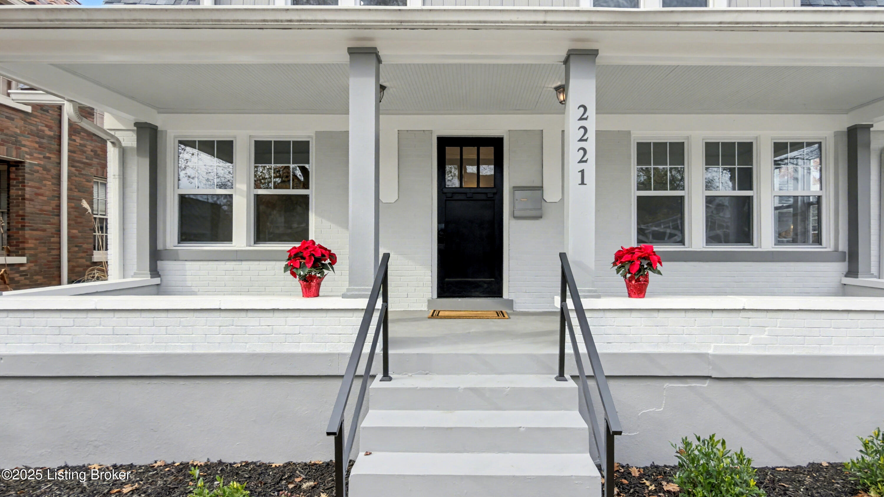 2221 Lowell Ave