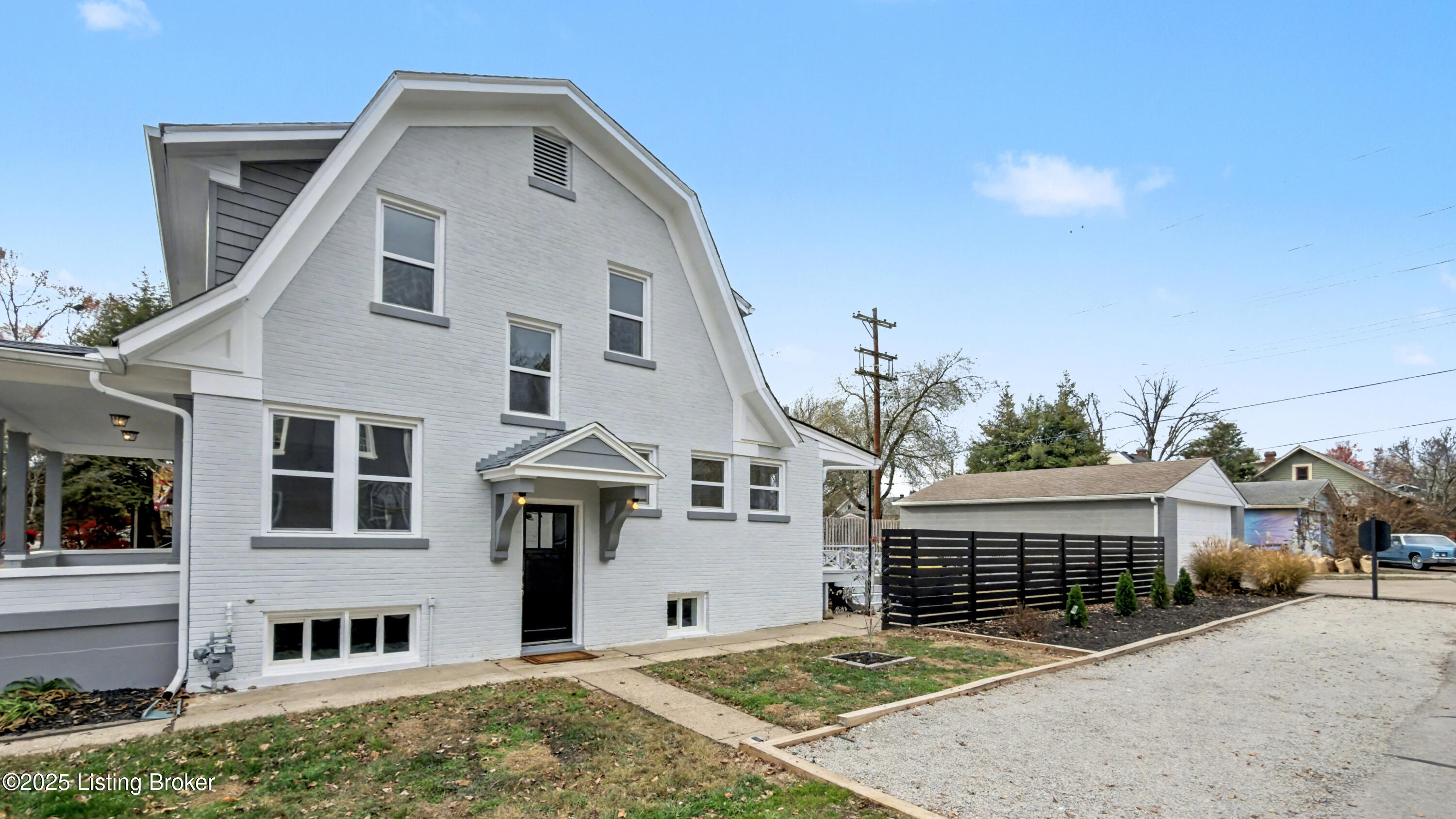 2221 Lowell Ave