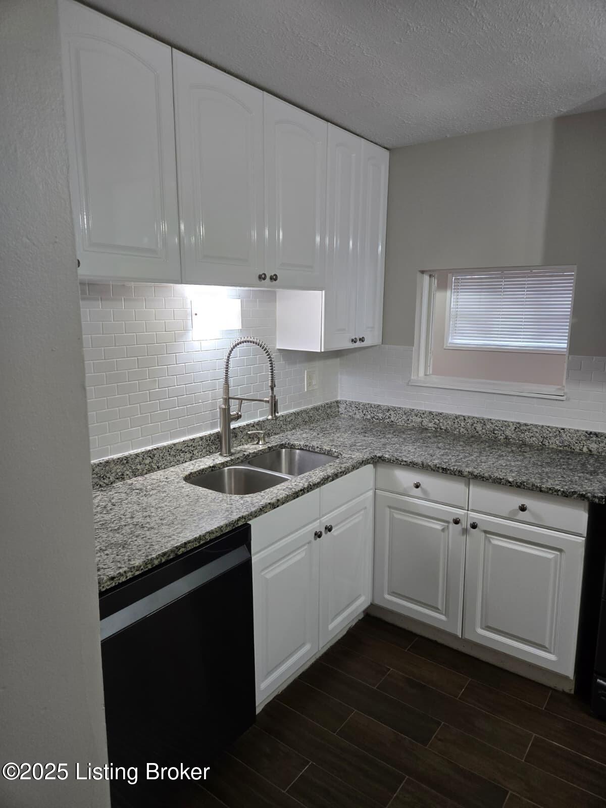 130 Starlite Dr