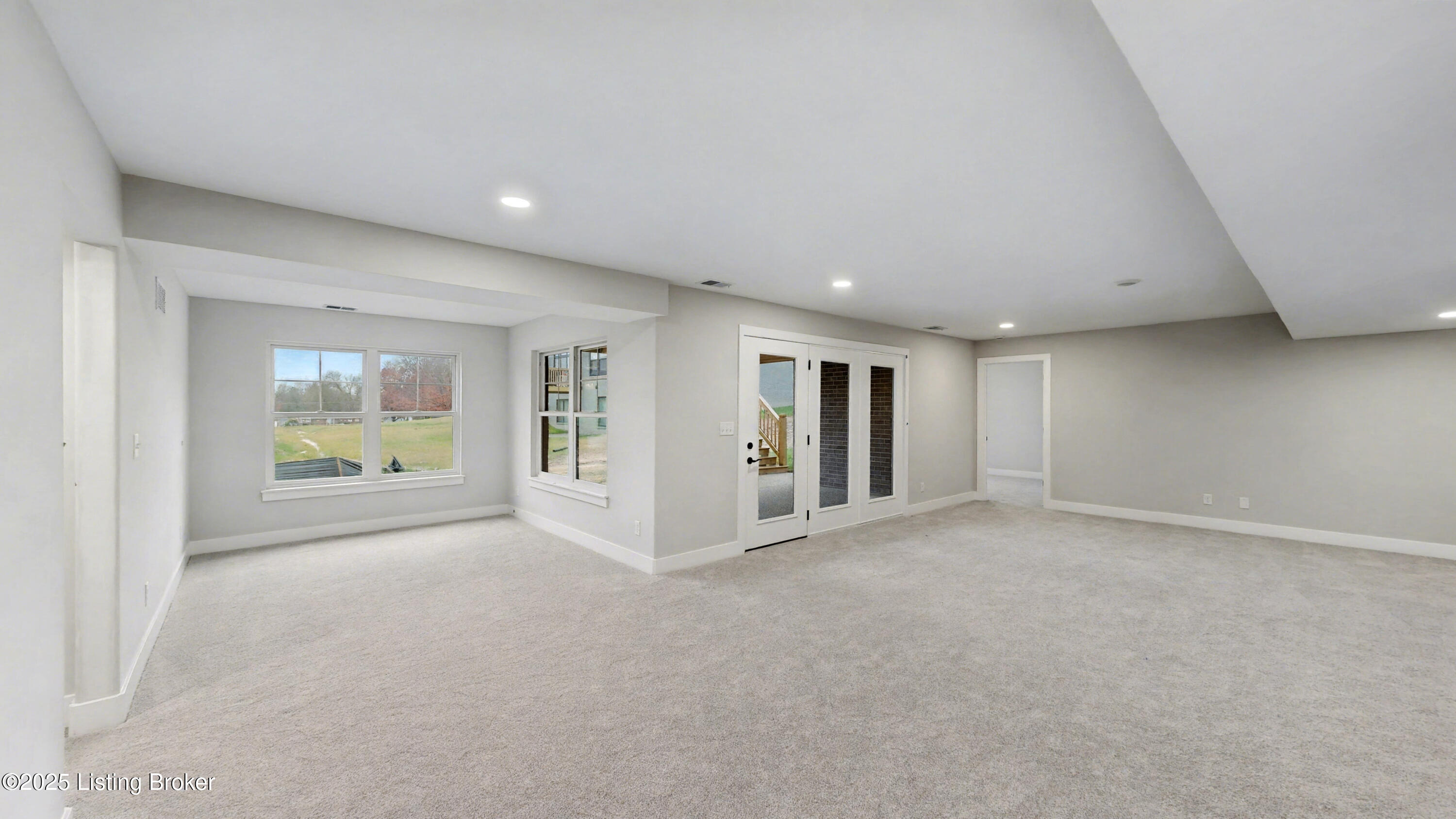 10213 Reeseman Dr