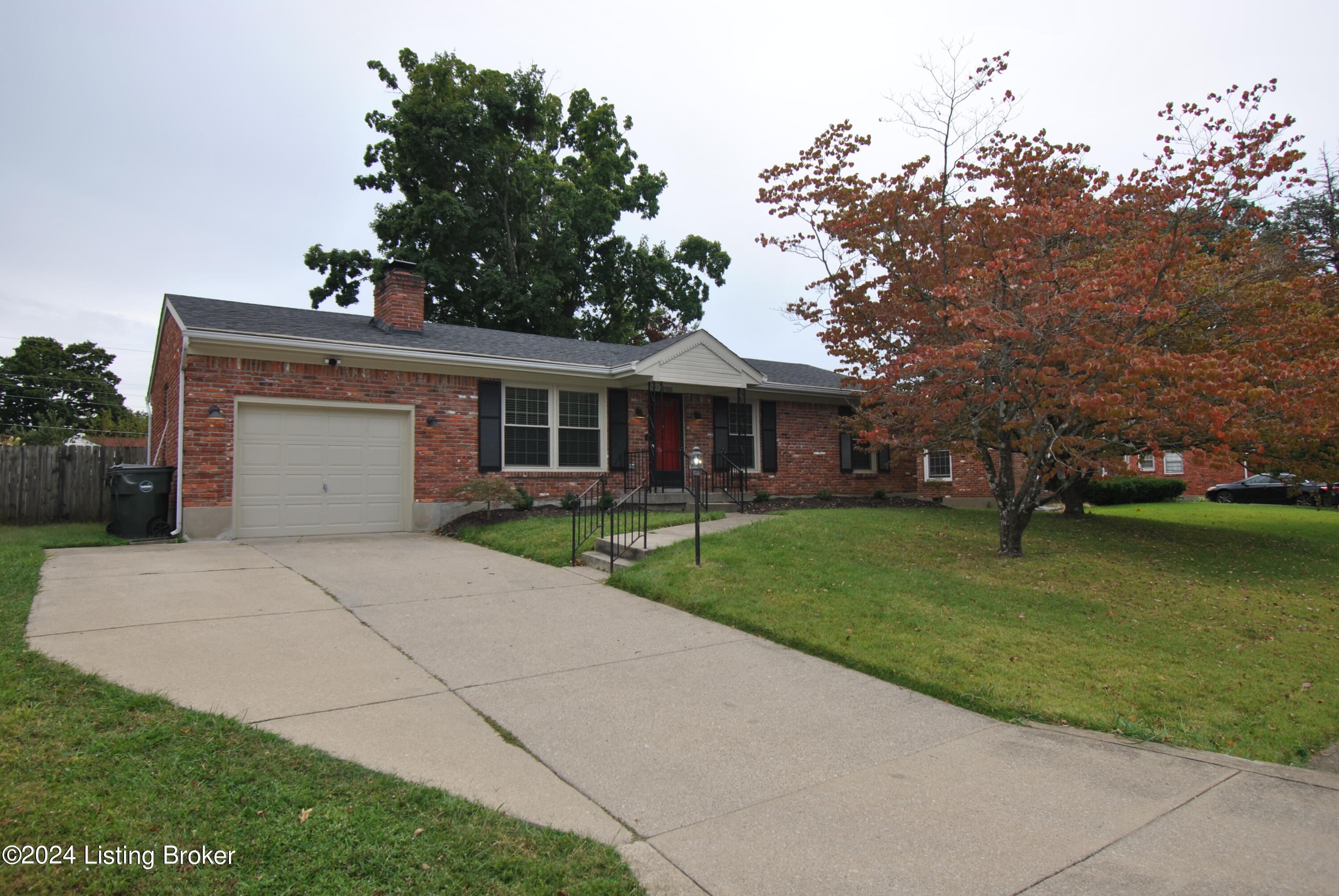 1910 Janlyn Rd