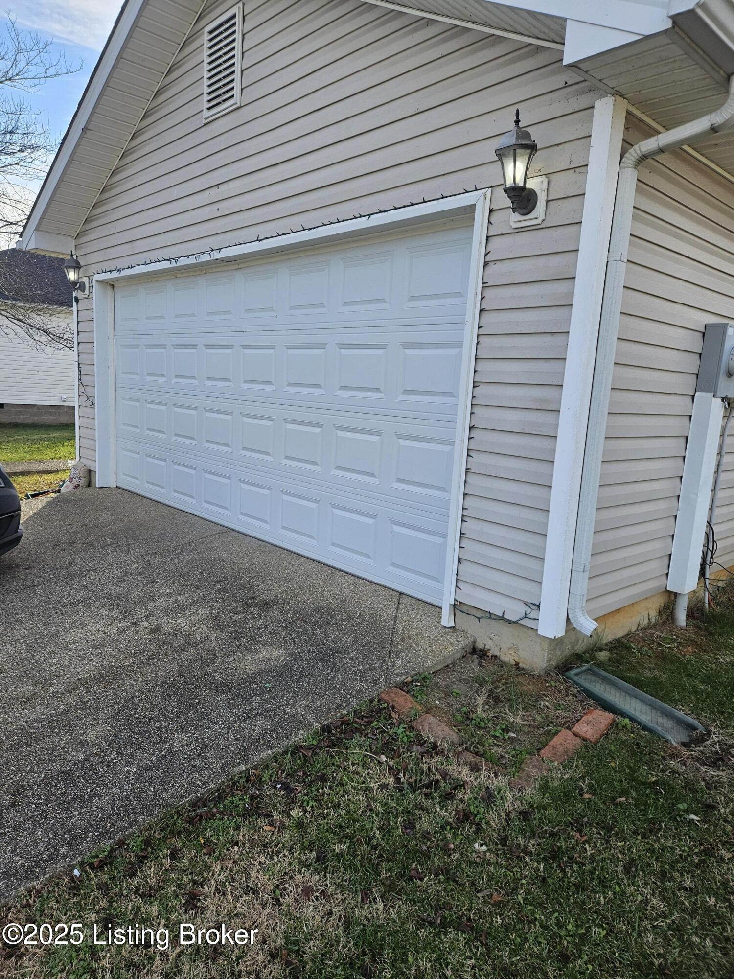1205 Cedar Springs Pkwy