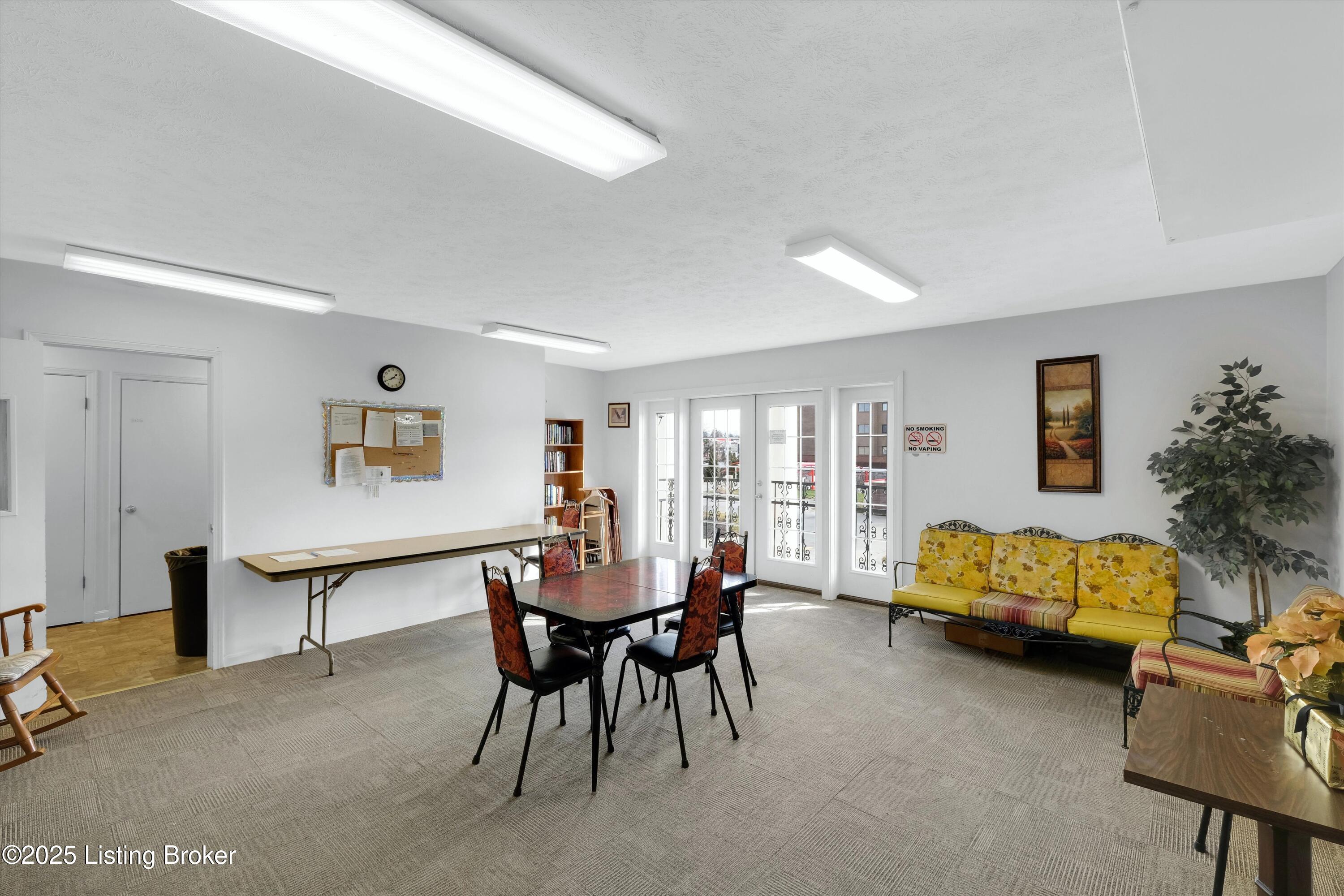 301 El Conquistador Pl