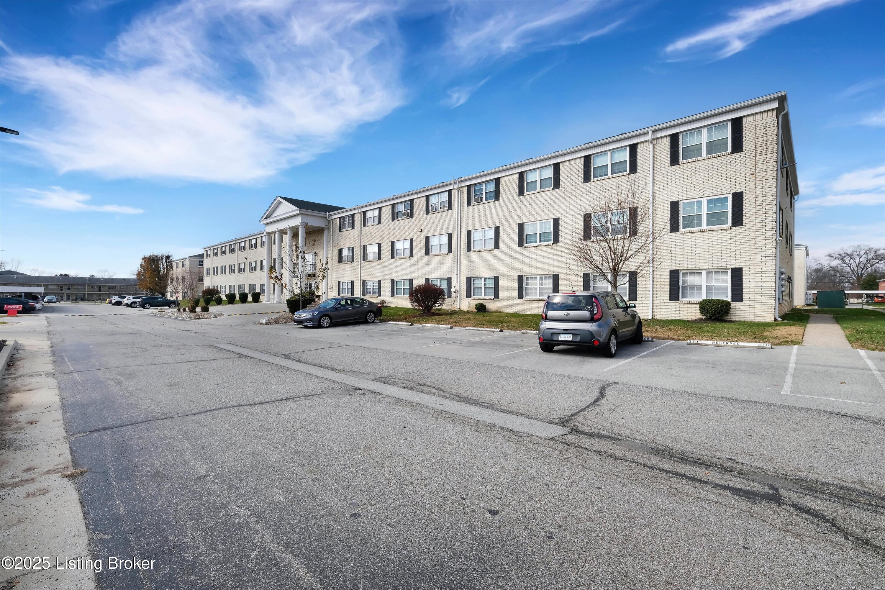 301 El Conquistador Pl