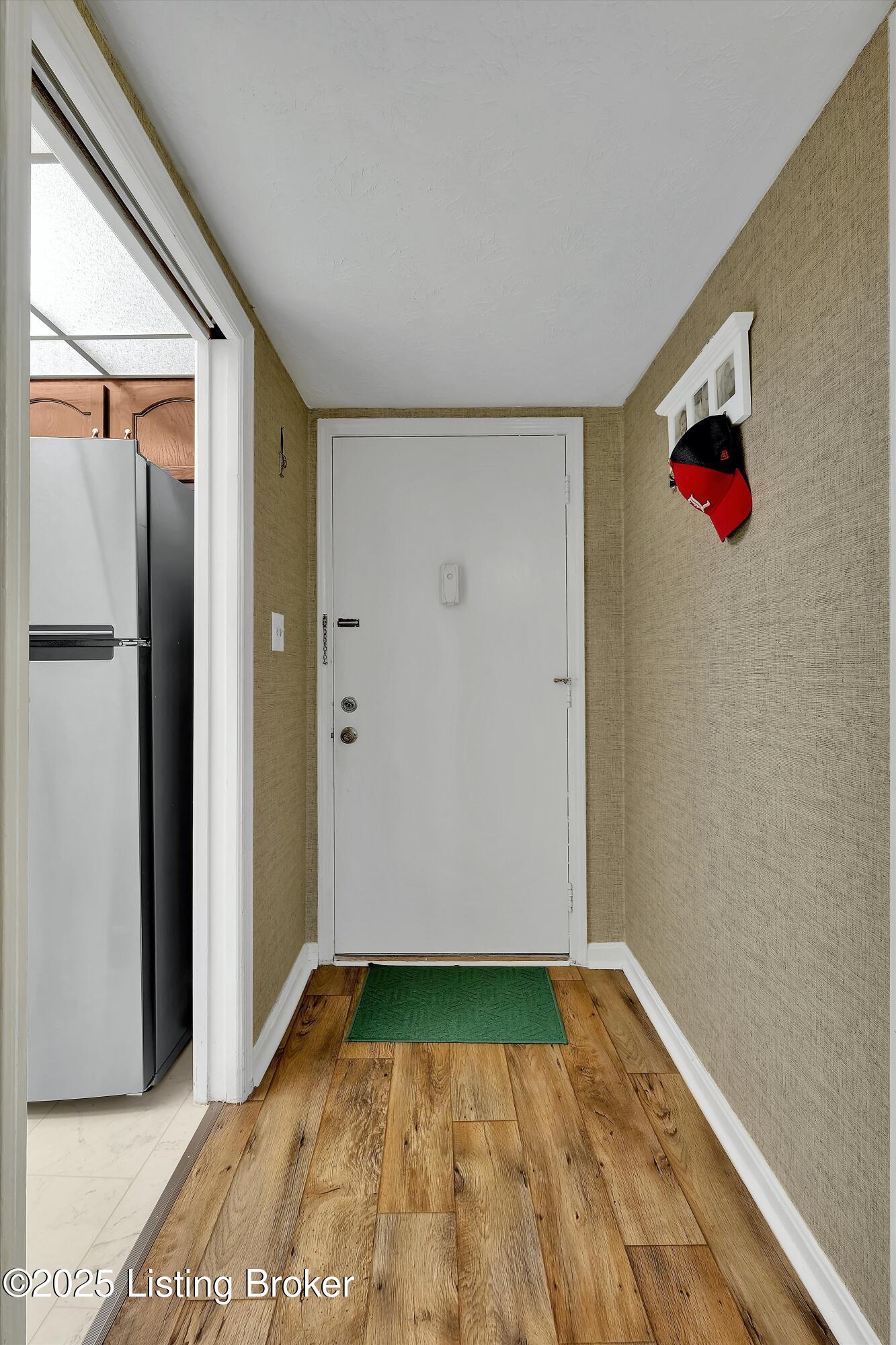 301 El Conquistador Pl