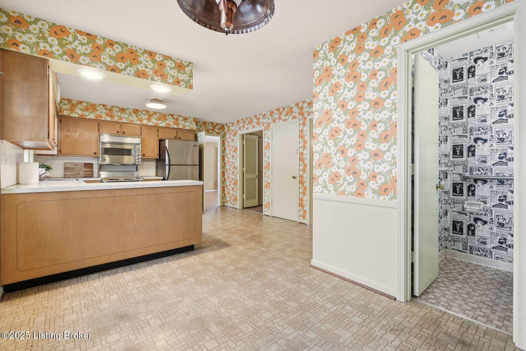 3103 Springcrest Dr