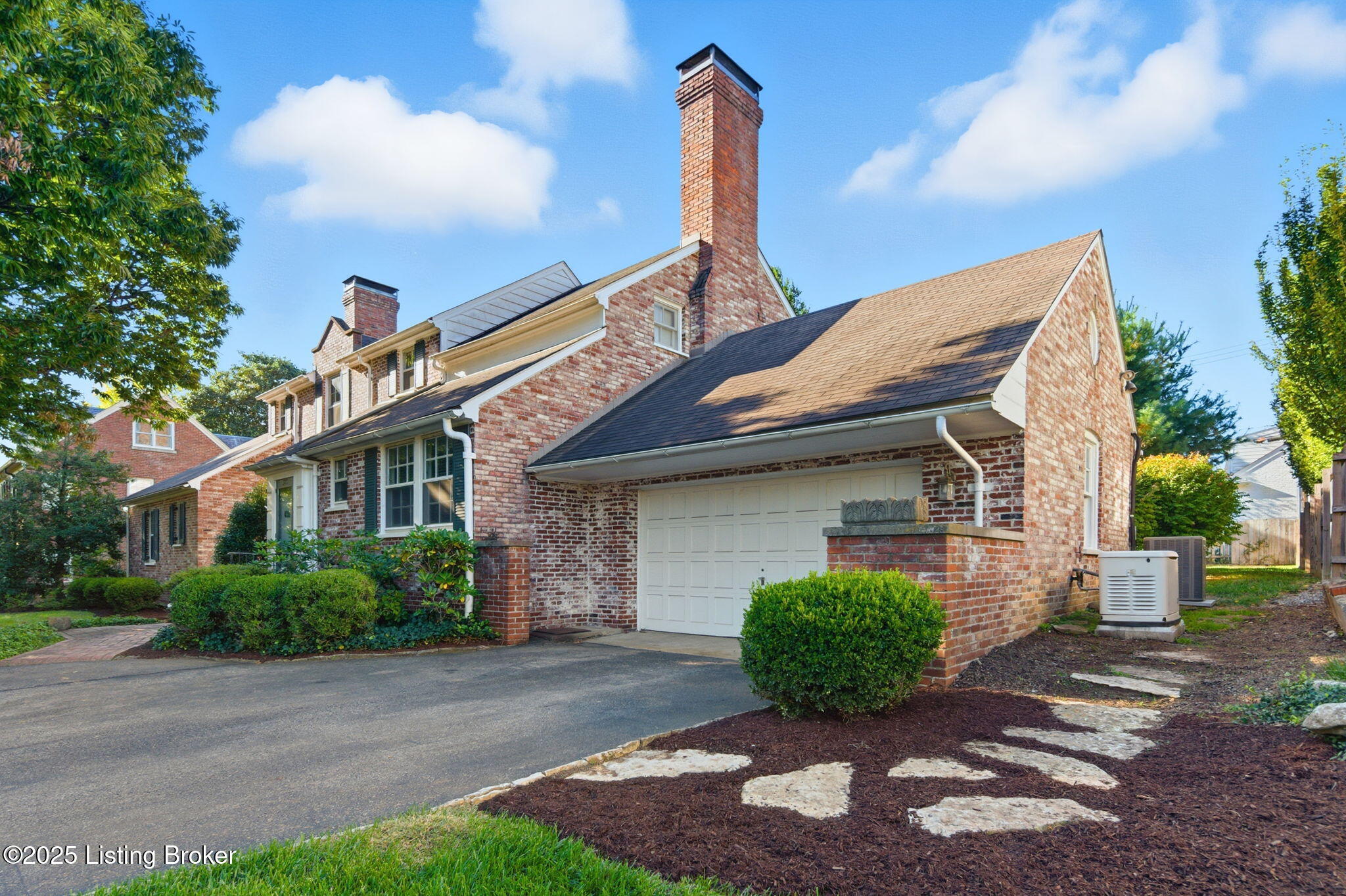 520 Garden Dr