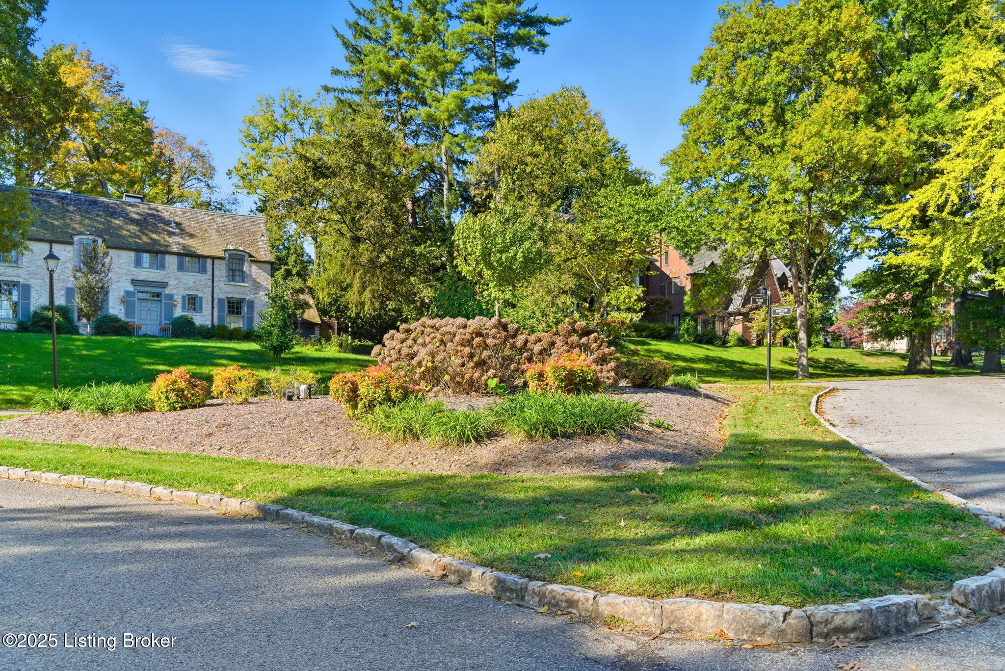 520 Garden Dr