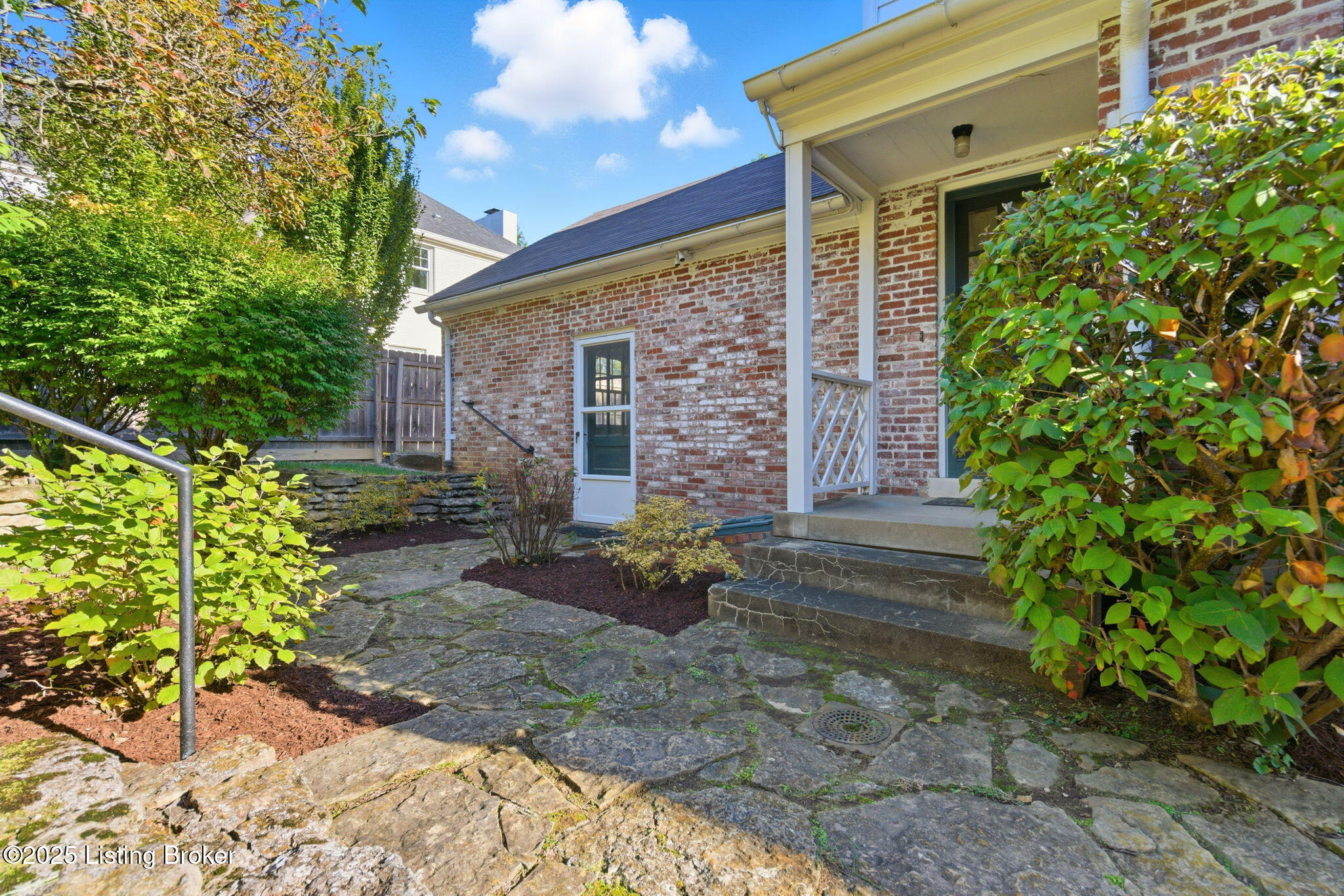 520 Garden Dr