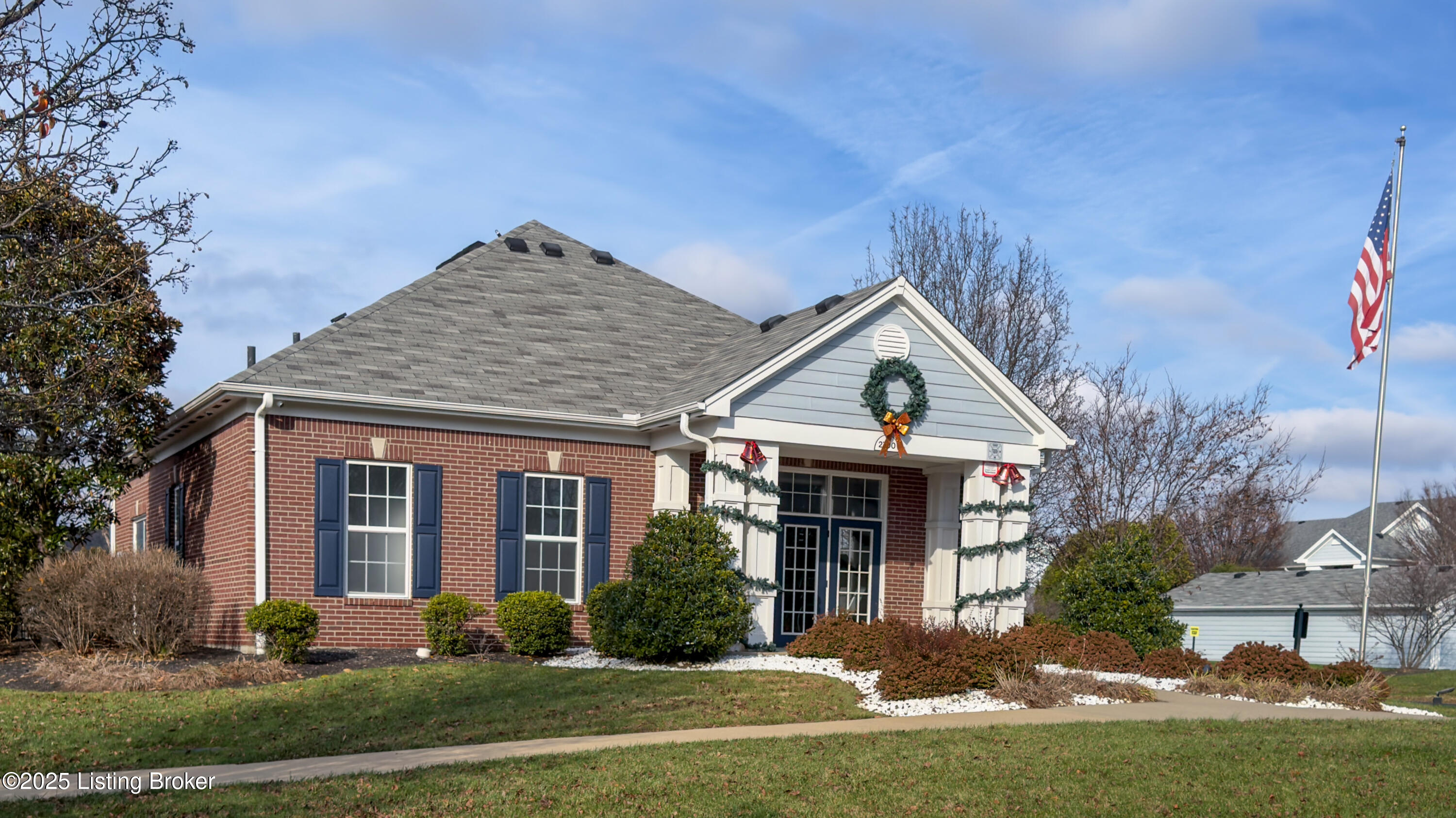 2602 Aristocrat Pl 101