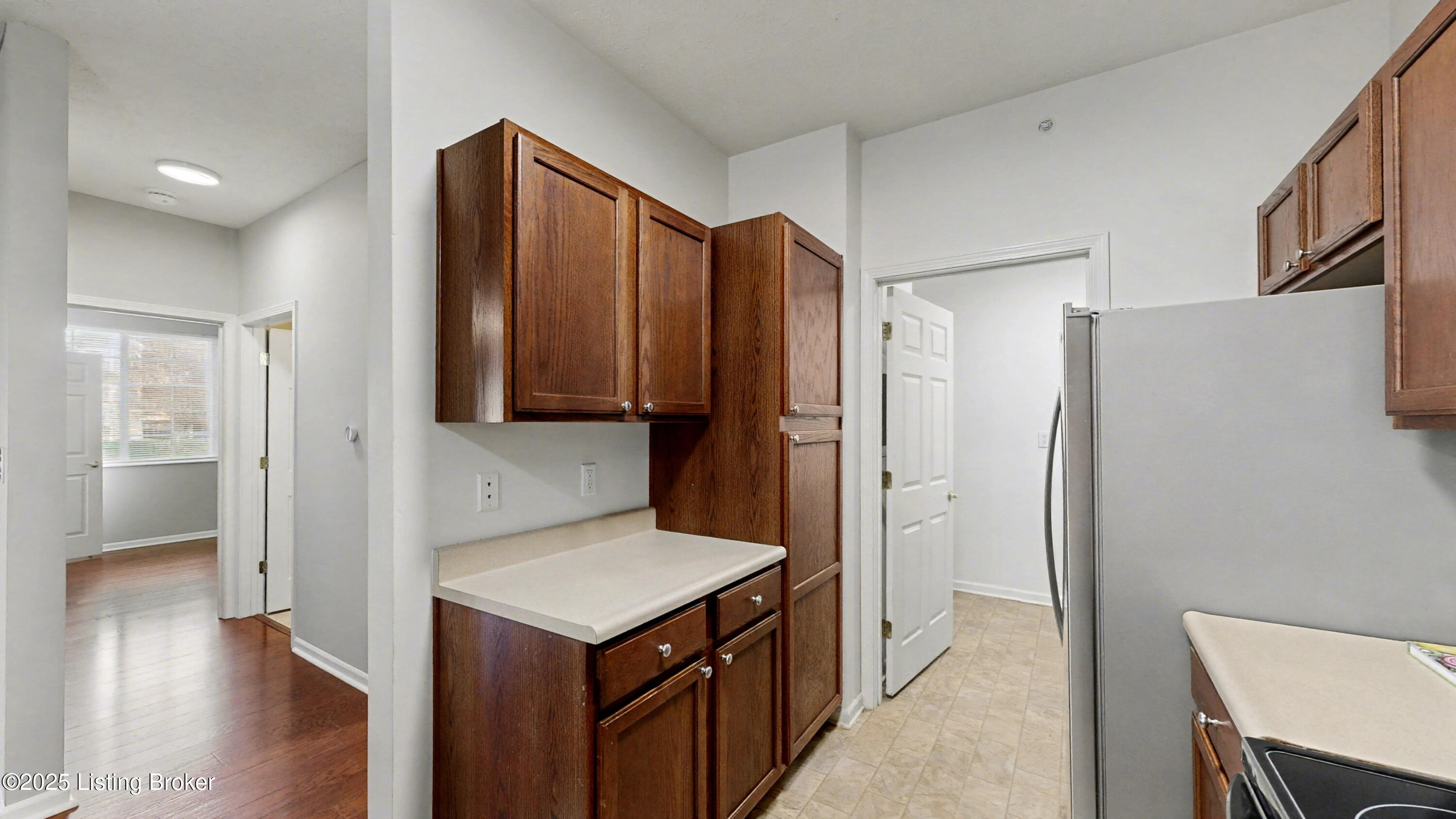 2602 Aristocrat Pl 101