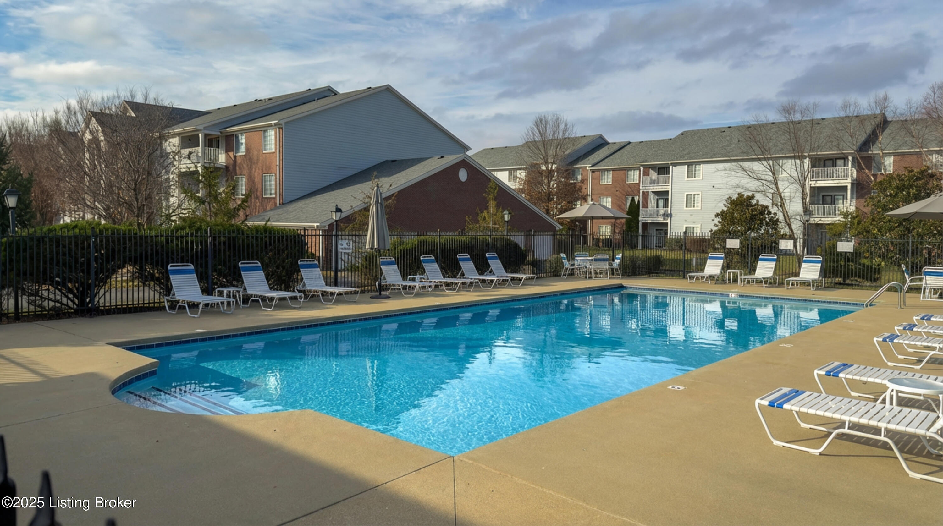 2602 Aristocrat Pl 101