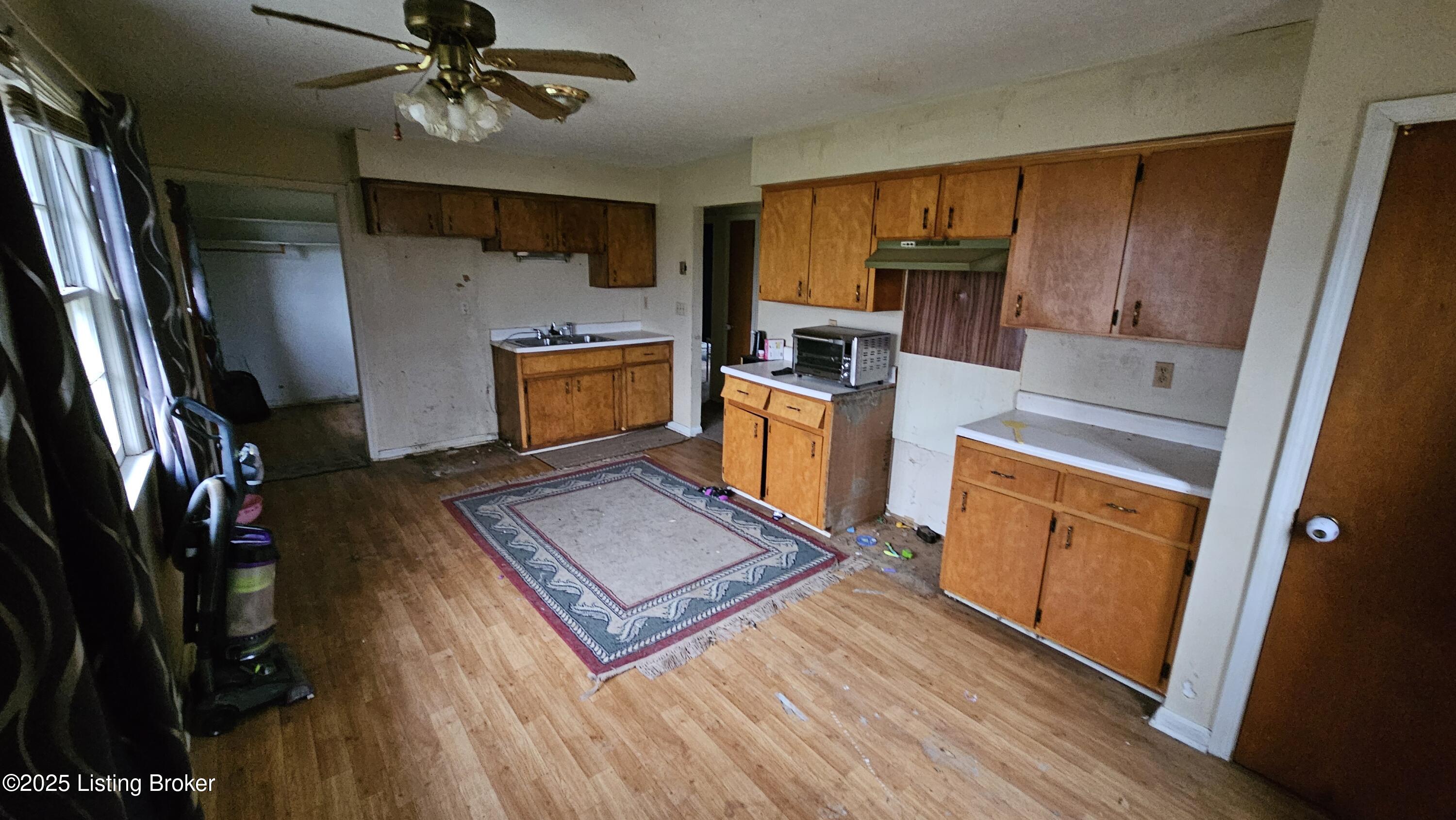 5560 New Shepherdsville Rd