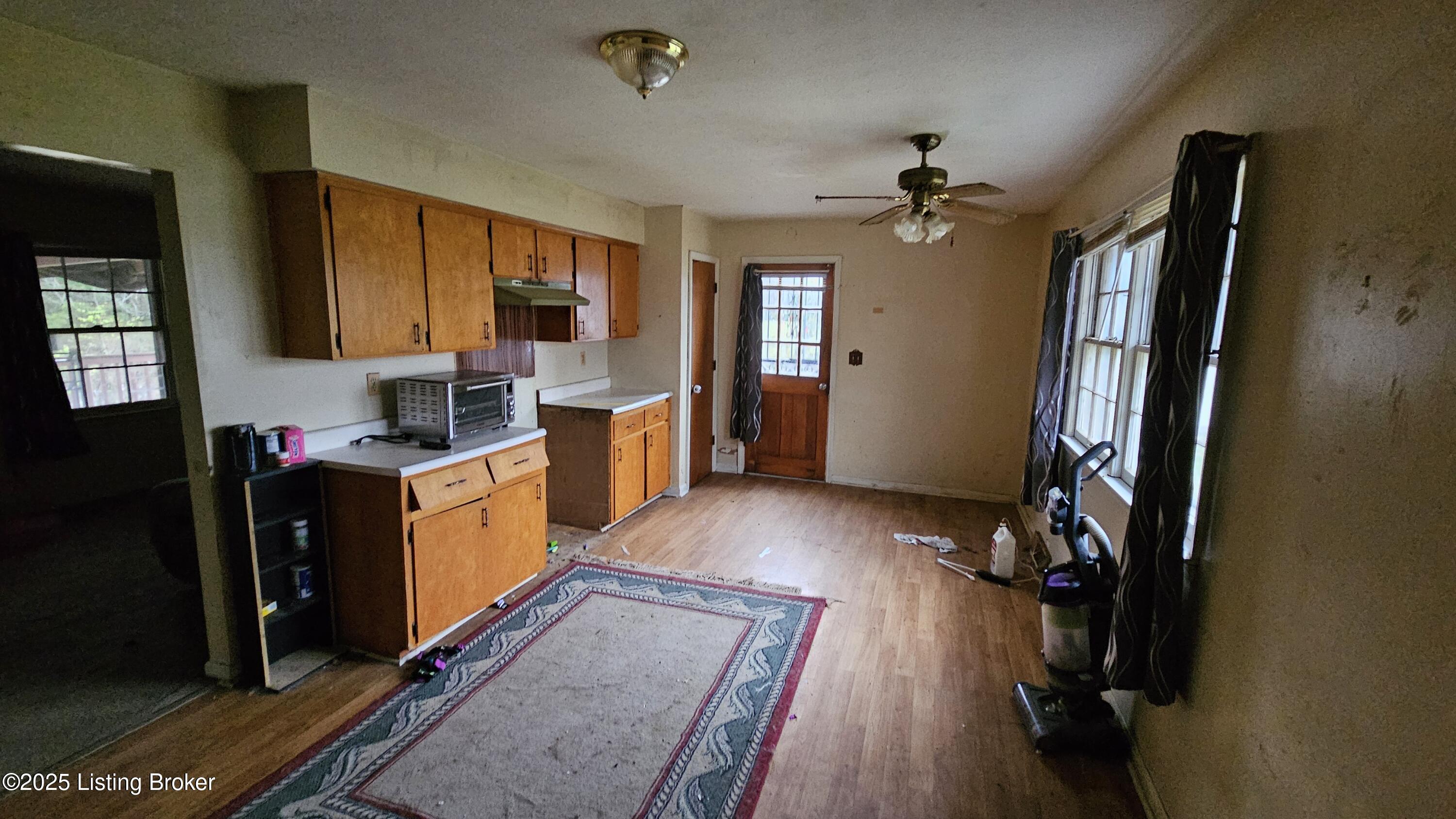5560 New Shepherdsville Rd