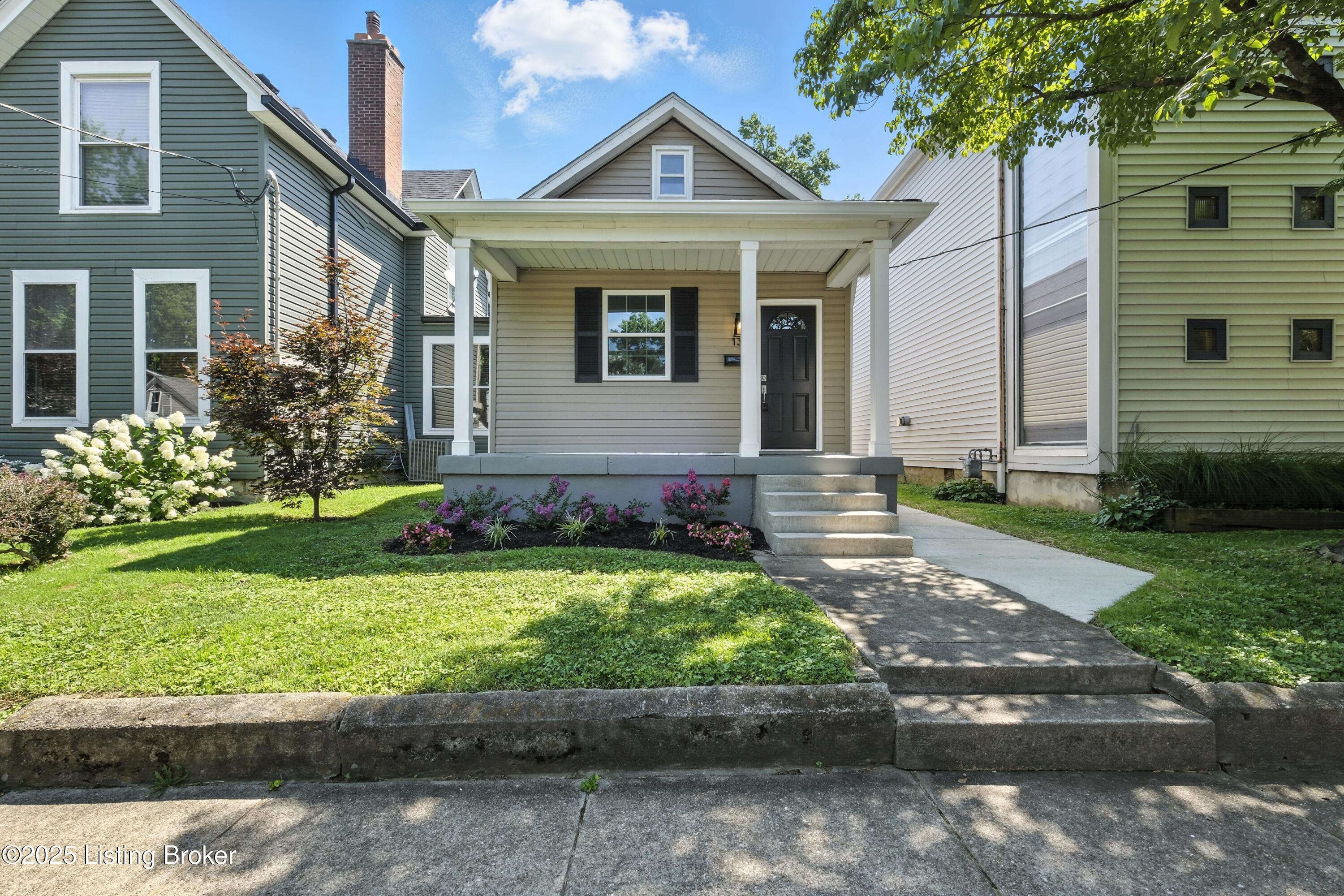 137 S Bayly Ave