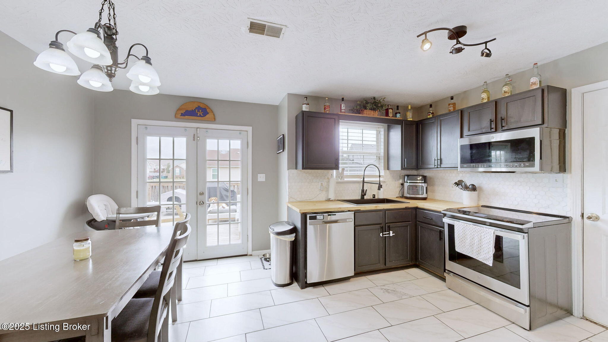 202 White Blossom Dr