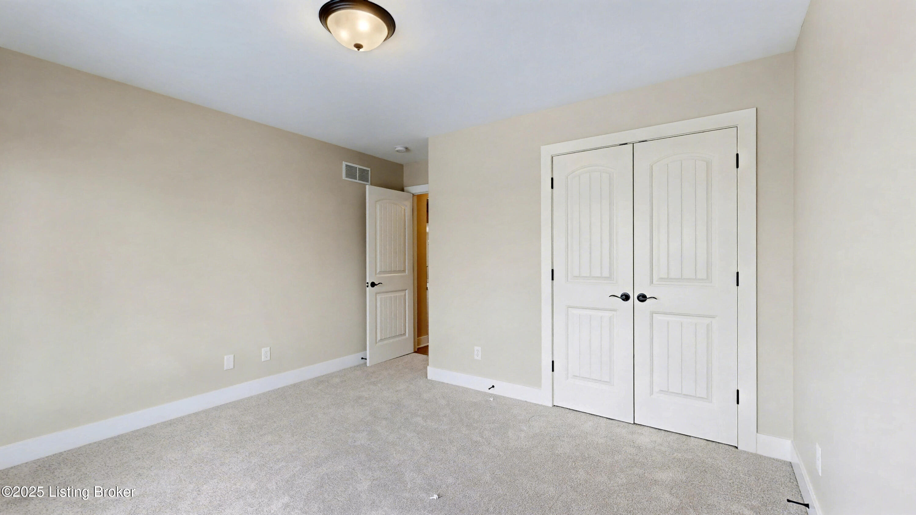 6737 Sycamore Bend Trace