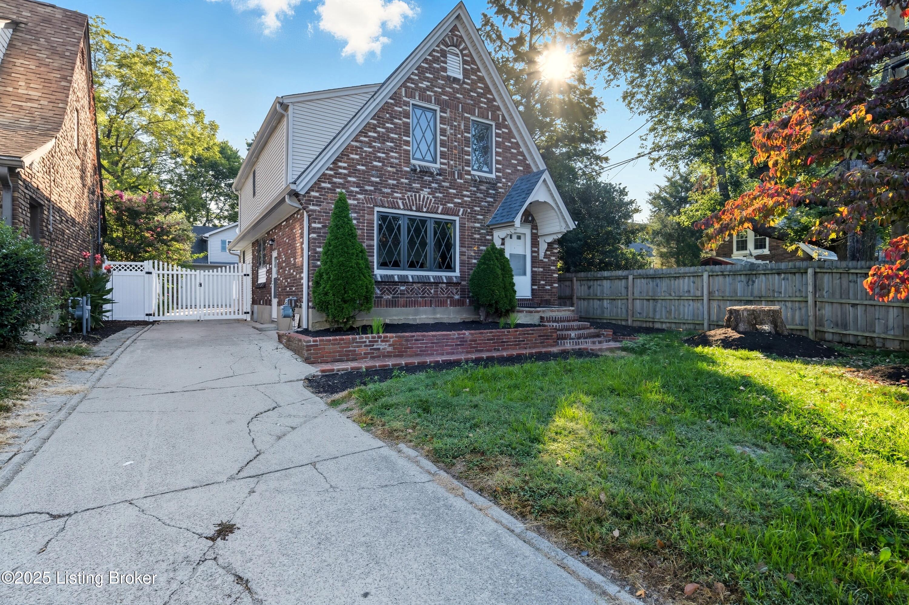 3407 Fayette Ave
