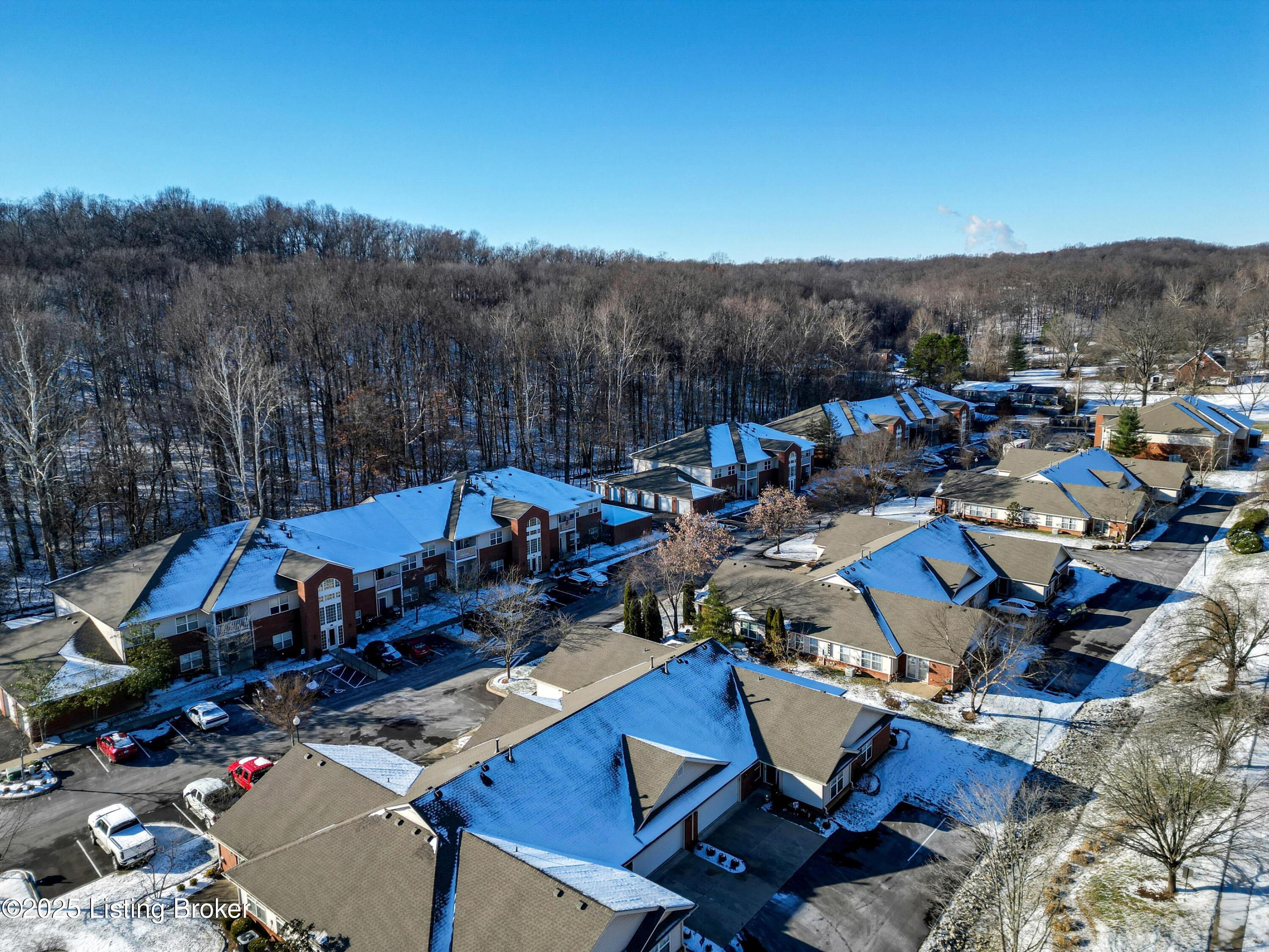 9206 Hawthorne Pointe Dr UNIT 202