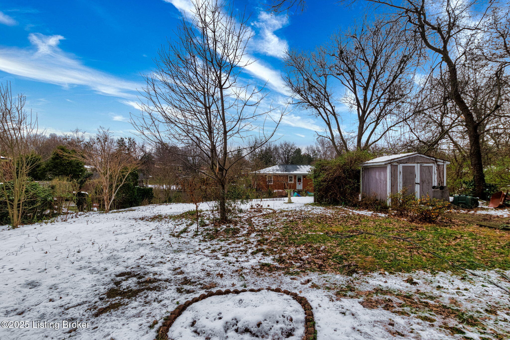 6017 Bay Pine Dr