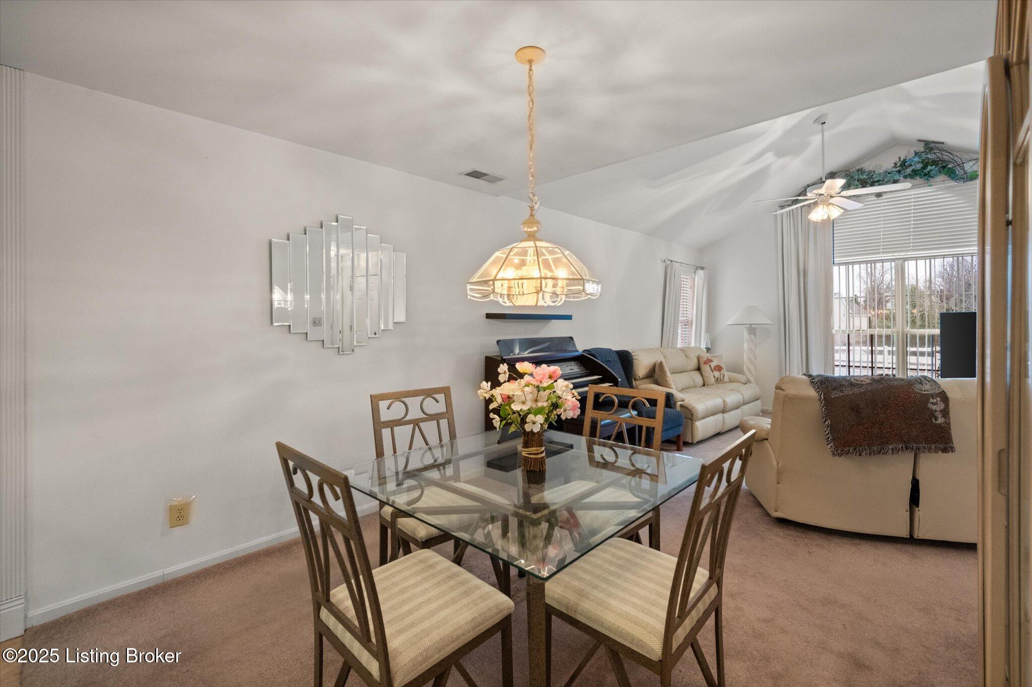 117 Hazelnut Ct