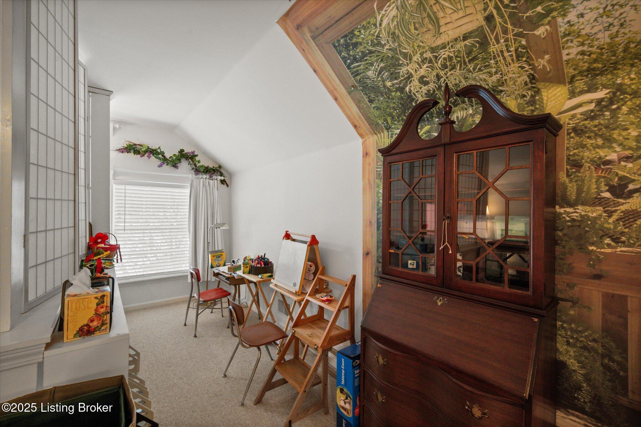 117 Hazelnut Ct