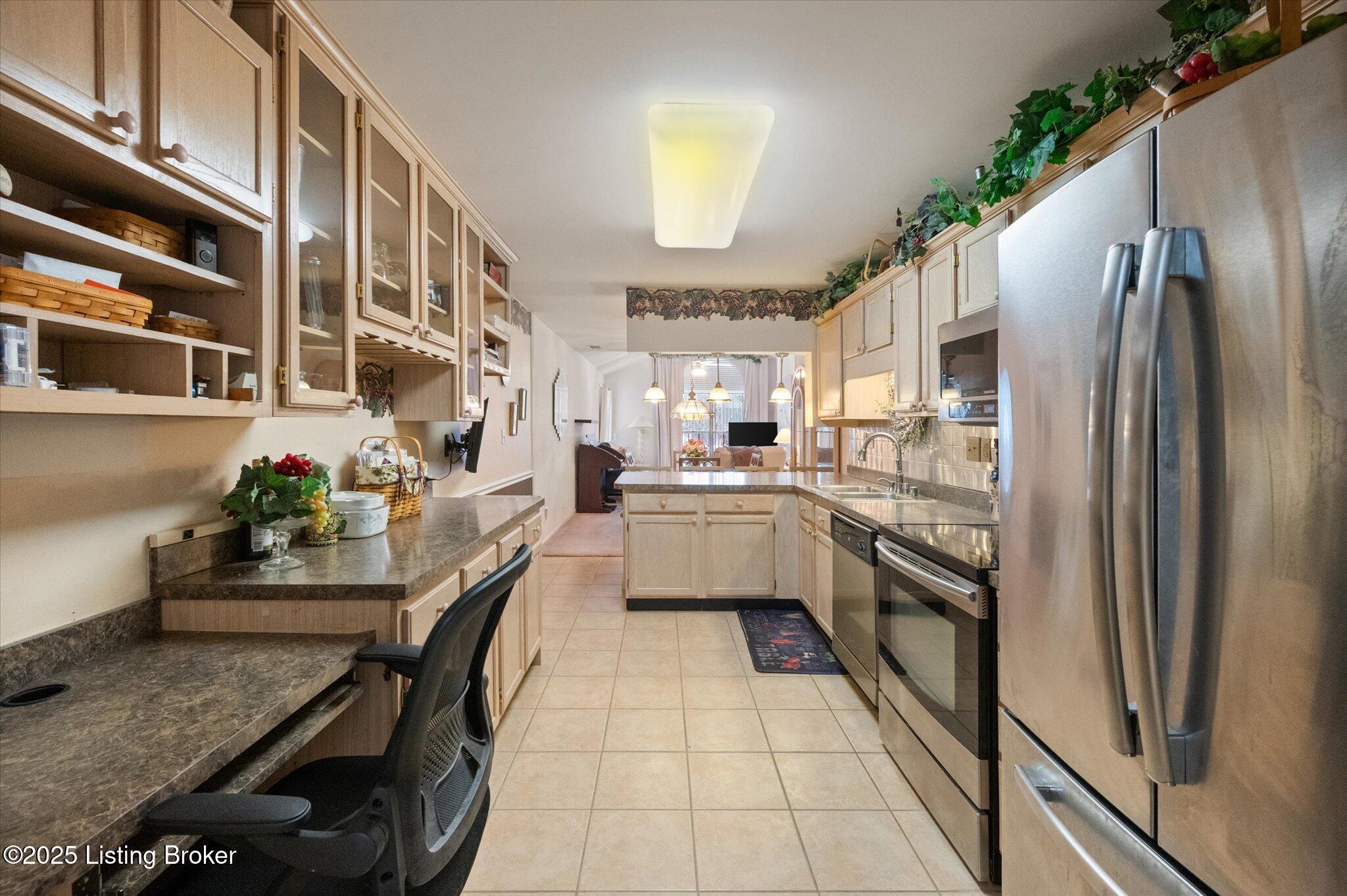 117 Hazelnut Ct