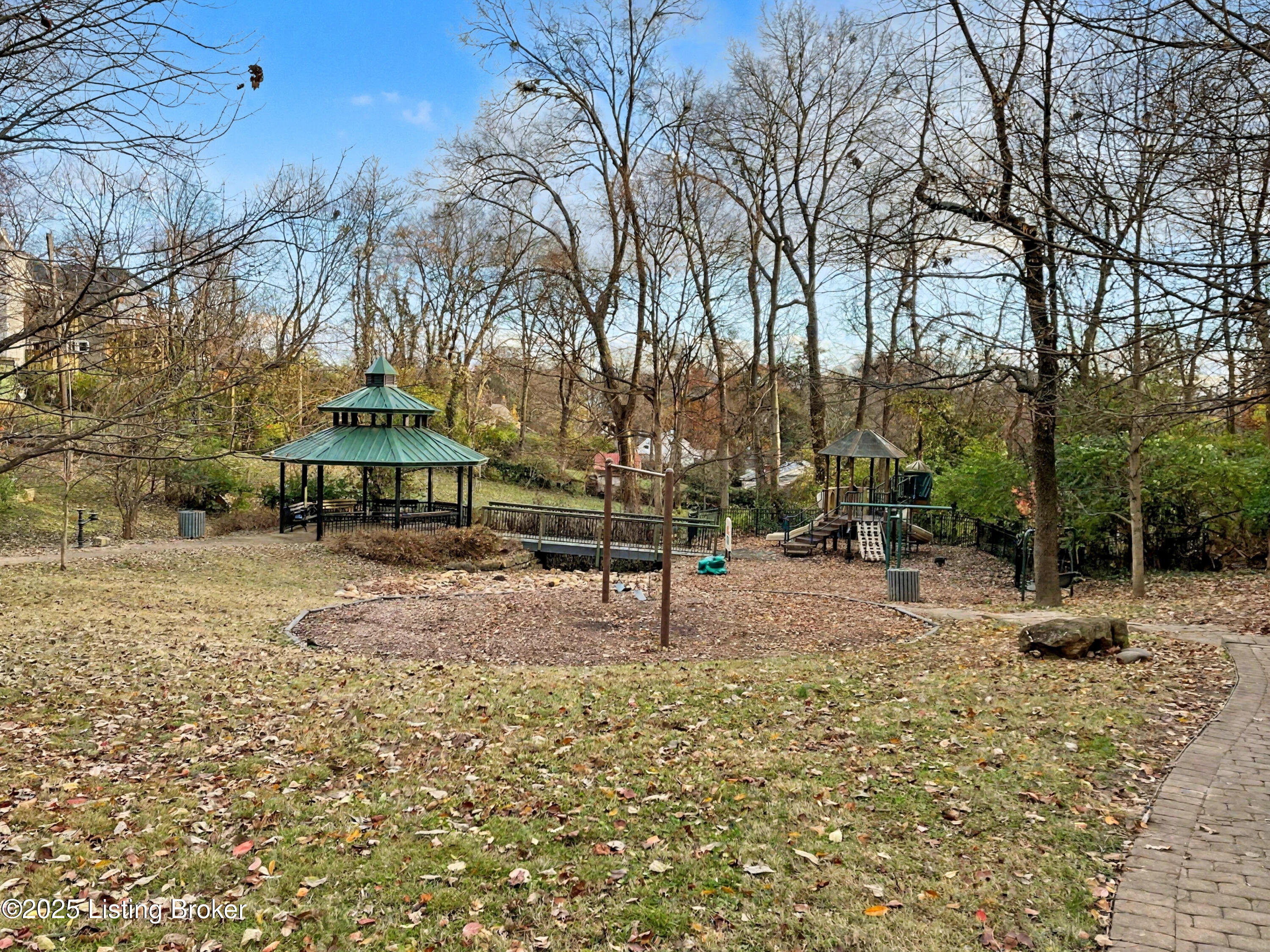 1857 Overlook Terrace