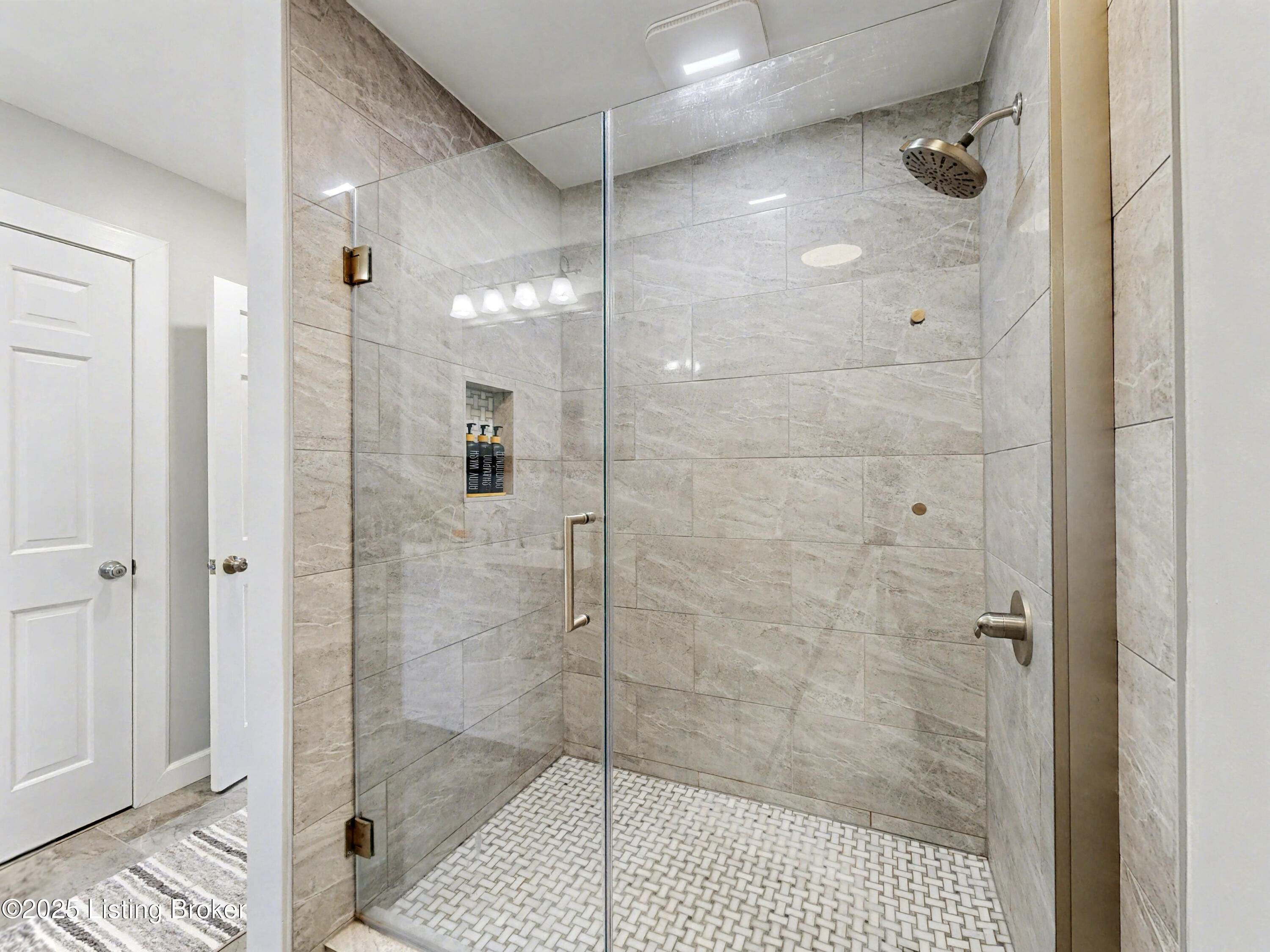308 Beckley Woods Dr
