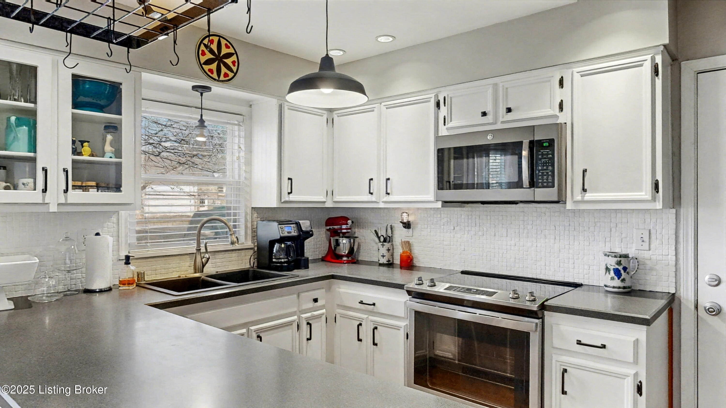 308 Beckley Woods Dr