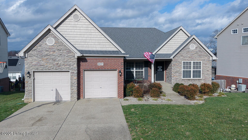 8017 Williamsgate Cir