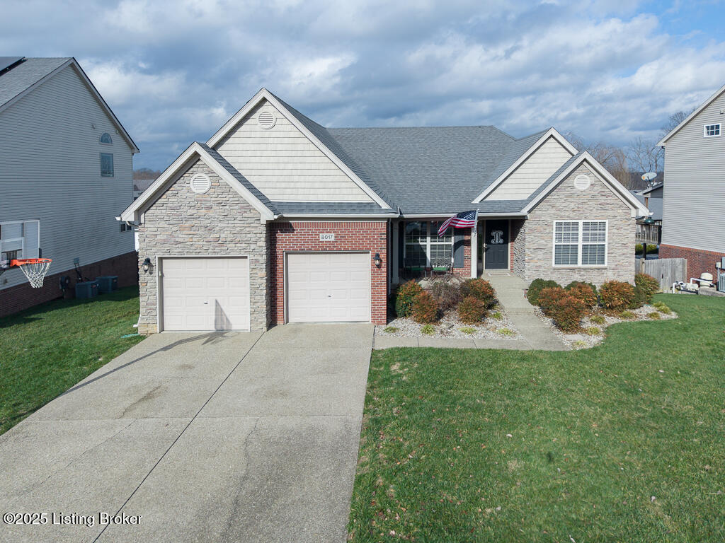8017 Williamsgate Cir